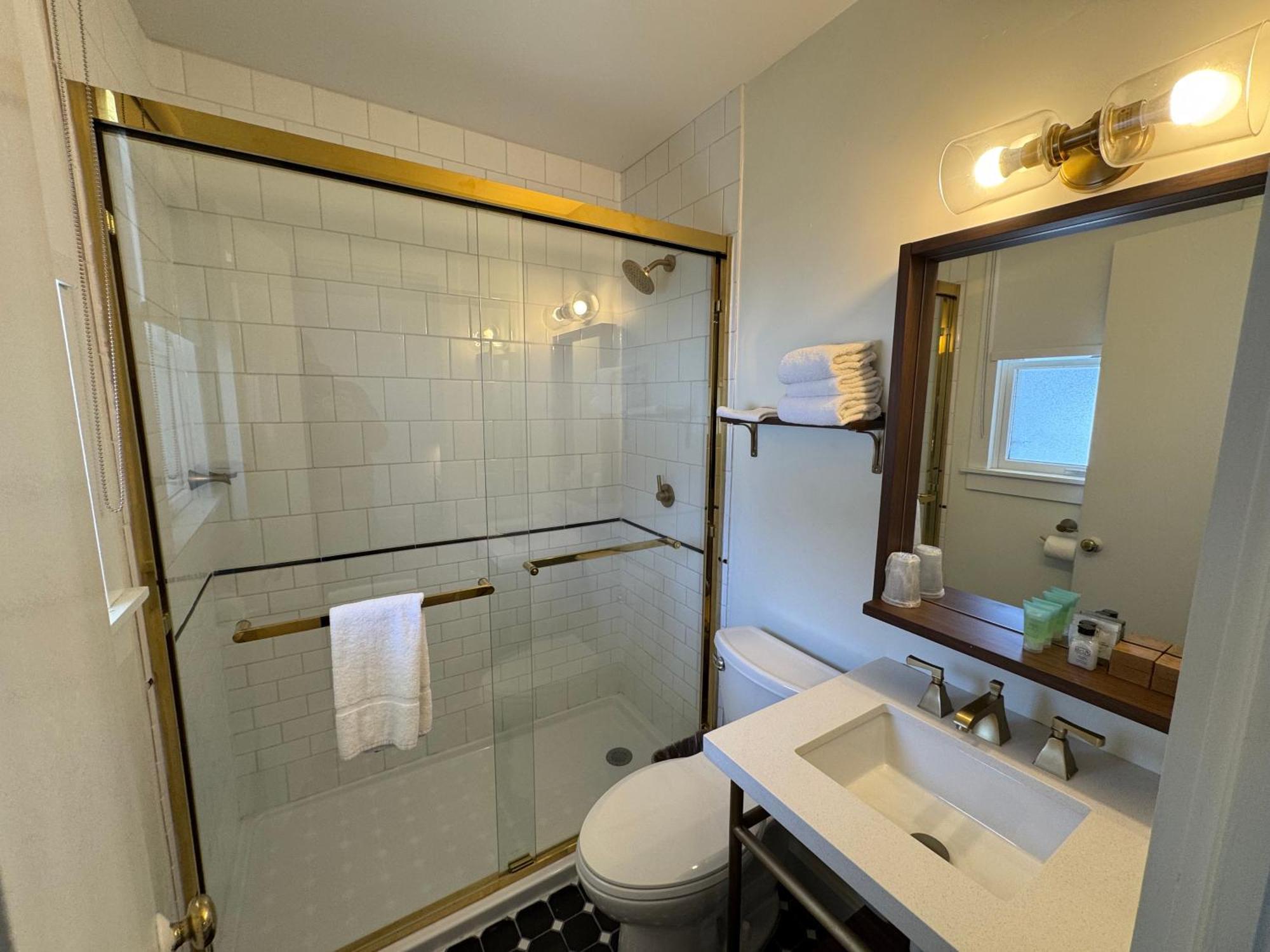 Deluxe Double or Twin Room,1663758492:JPEG