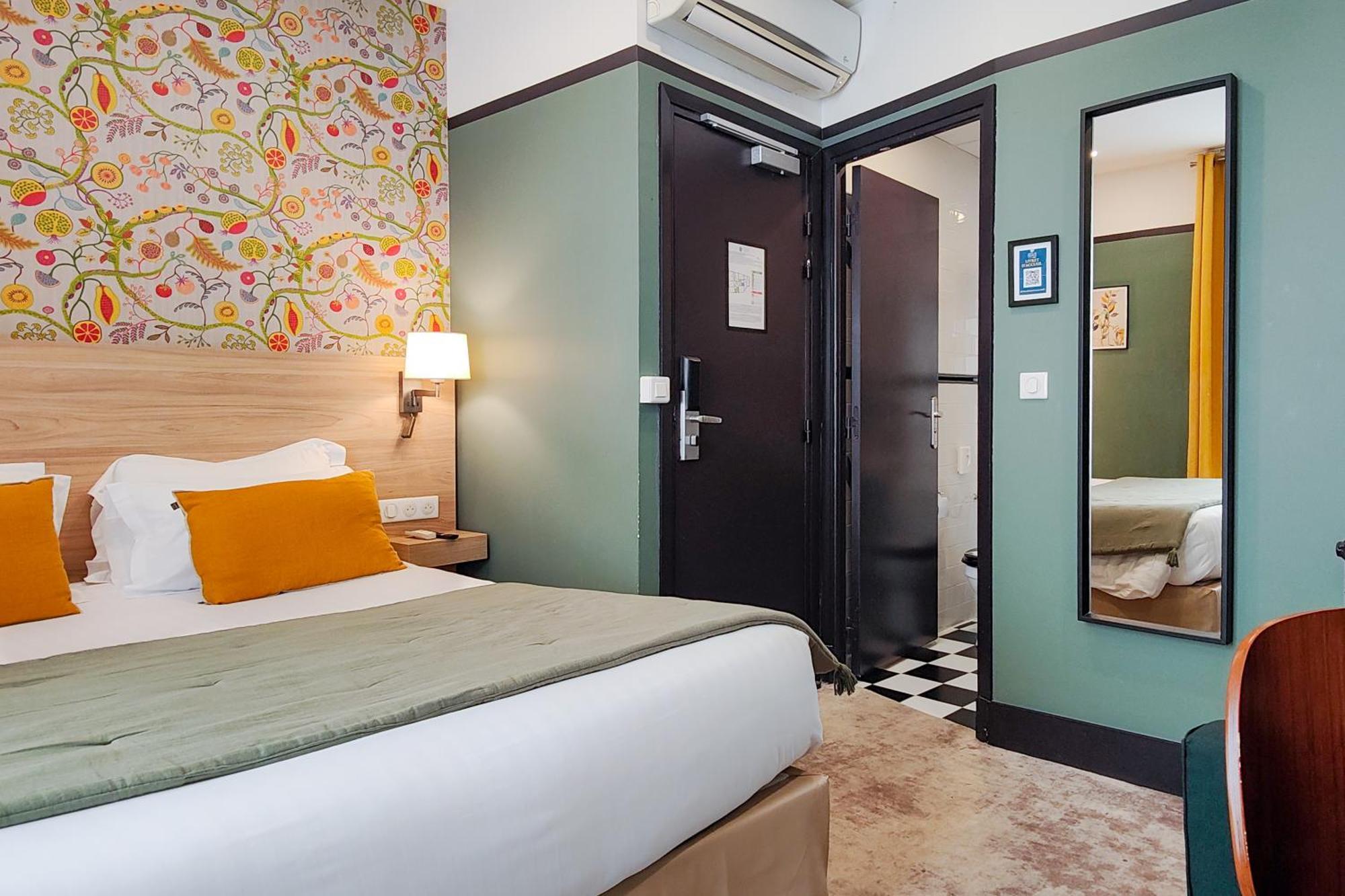 Superior Double Room with Balcony