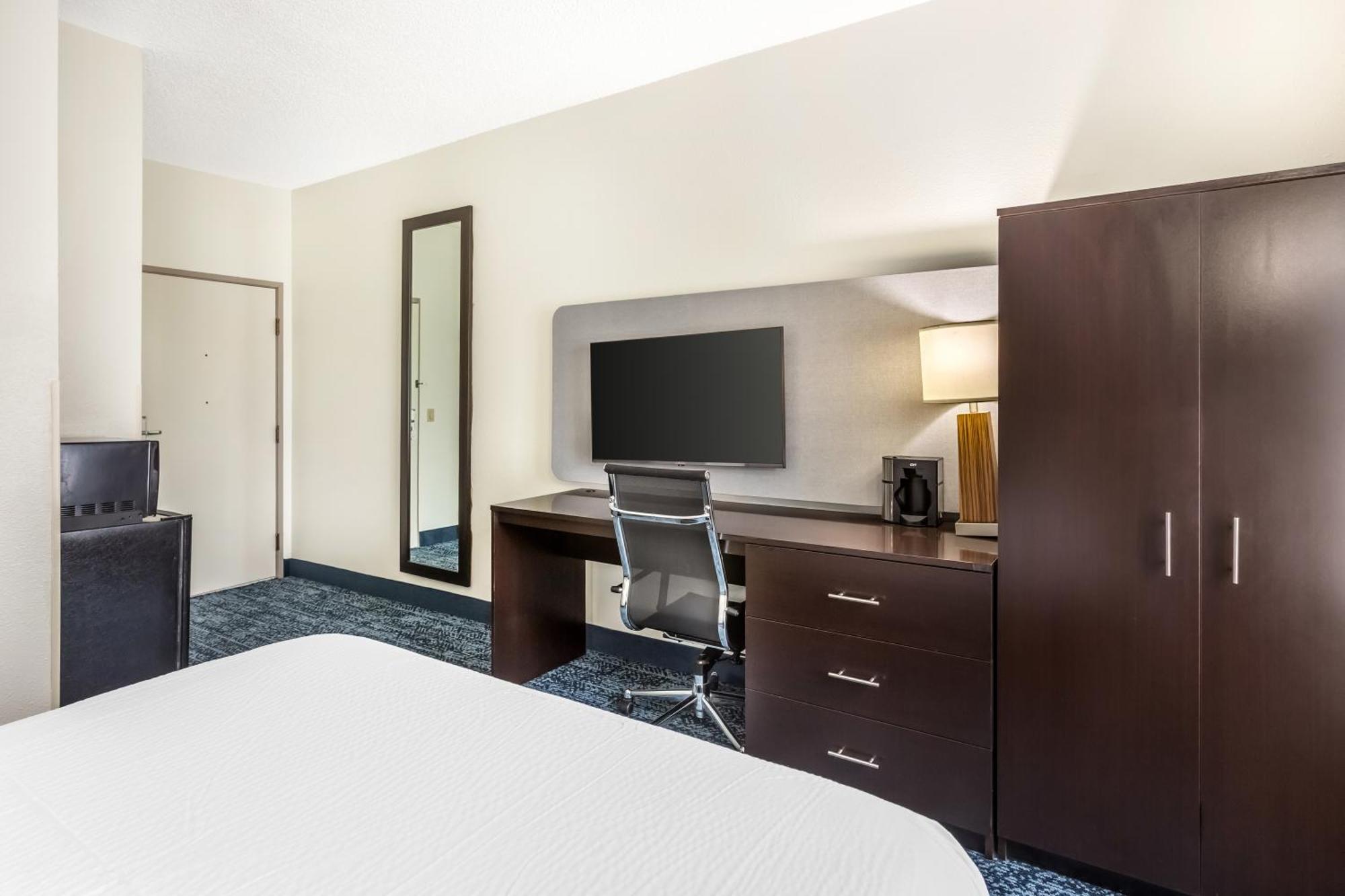 Queen Room - Disability Access/Non-Smoking,1665417465:JPEG