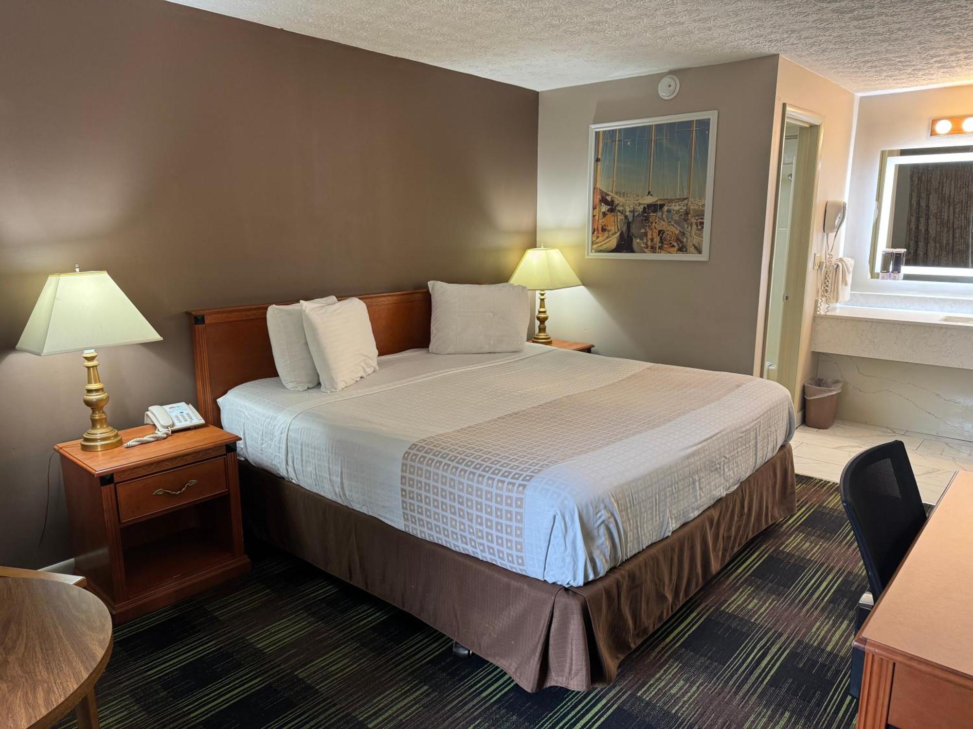 Deluxe King Room,1666038256:JPEG