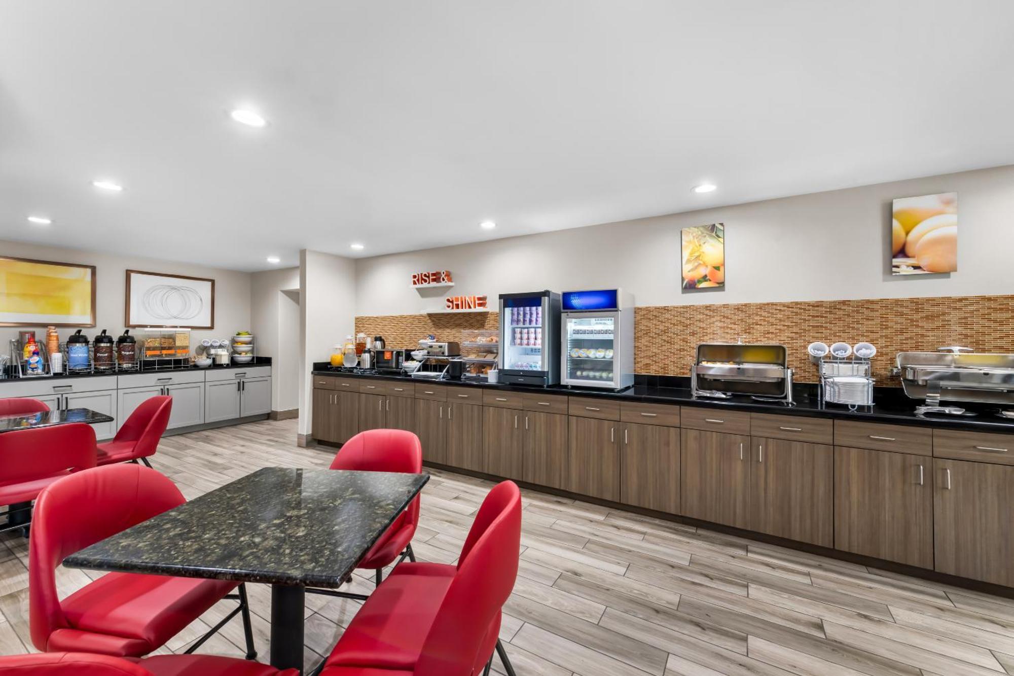 One Room Suite with Two Queen Beds and Sofa bed - Non Smoking,1666669525:JPEG