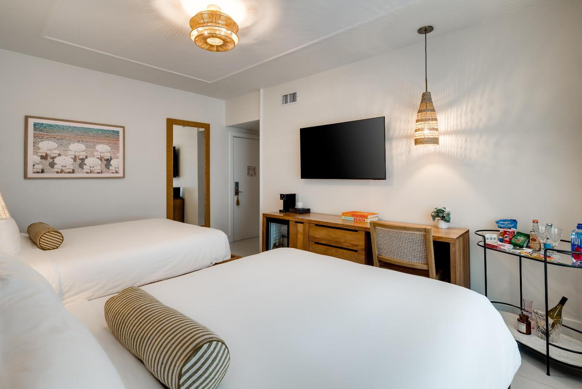 Standard Double Queen Room,1668055121:JPEG