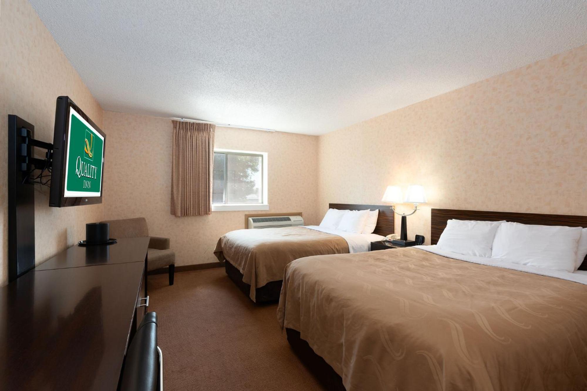 Queen Room with Two Queen Beds - Accessible/Non-Smoking