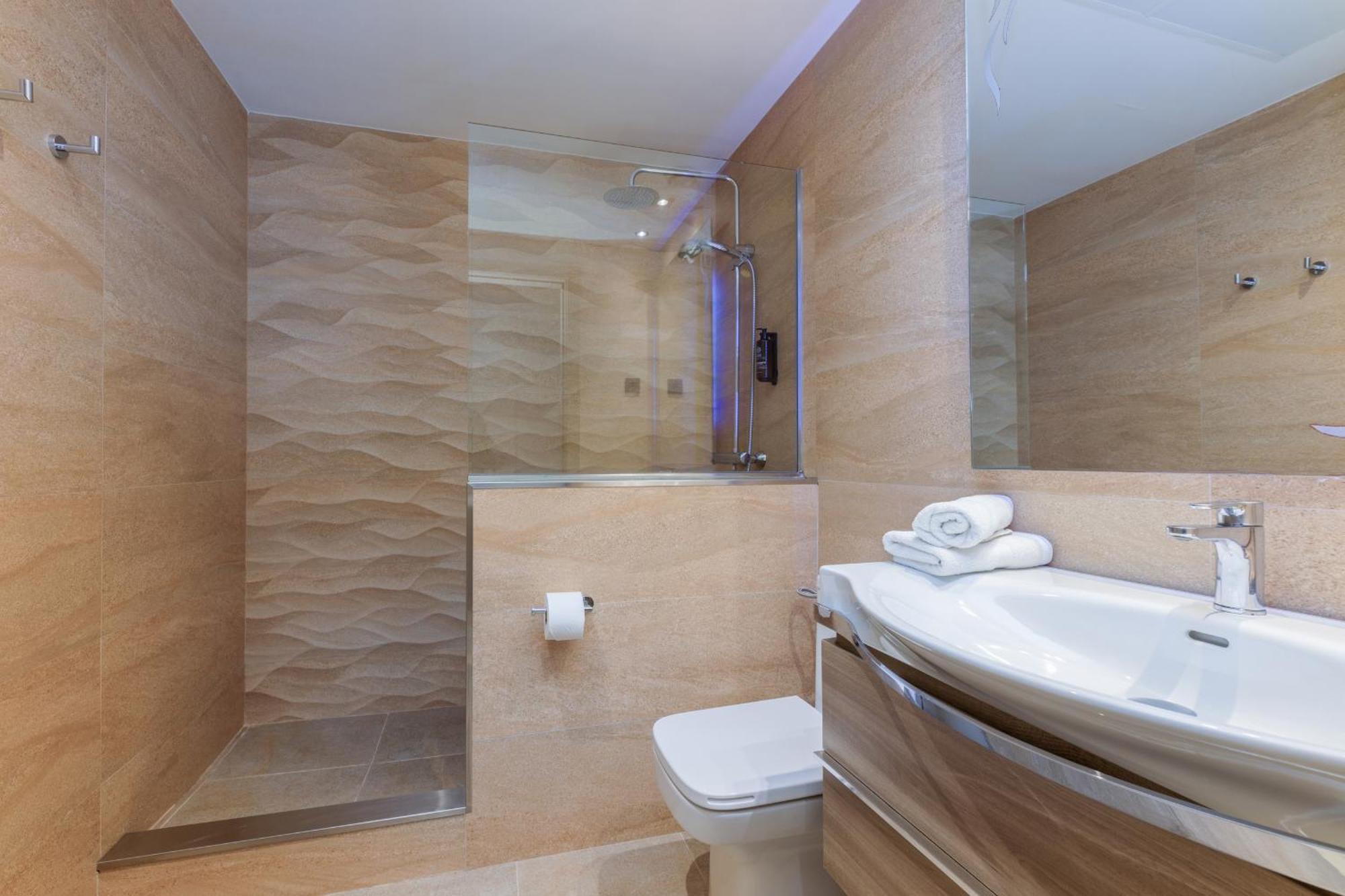 Double or Twin Room with Extra Bed
