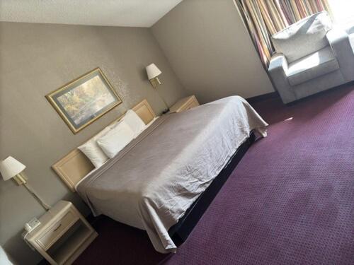 King Suite with Spa Bath