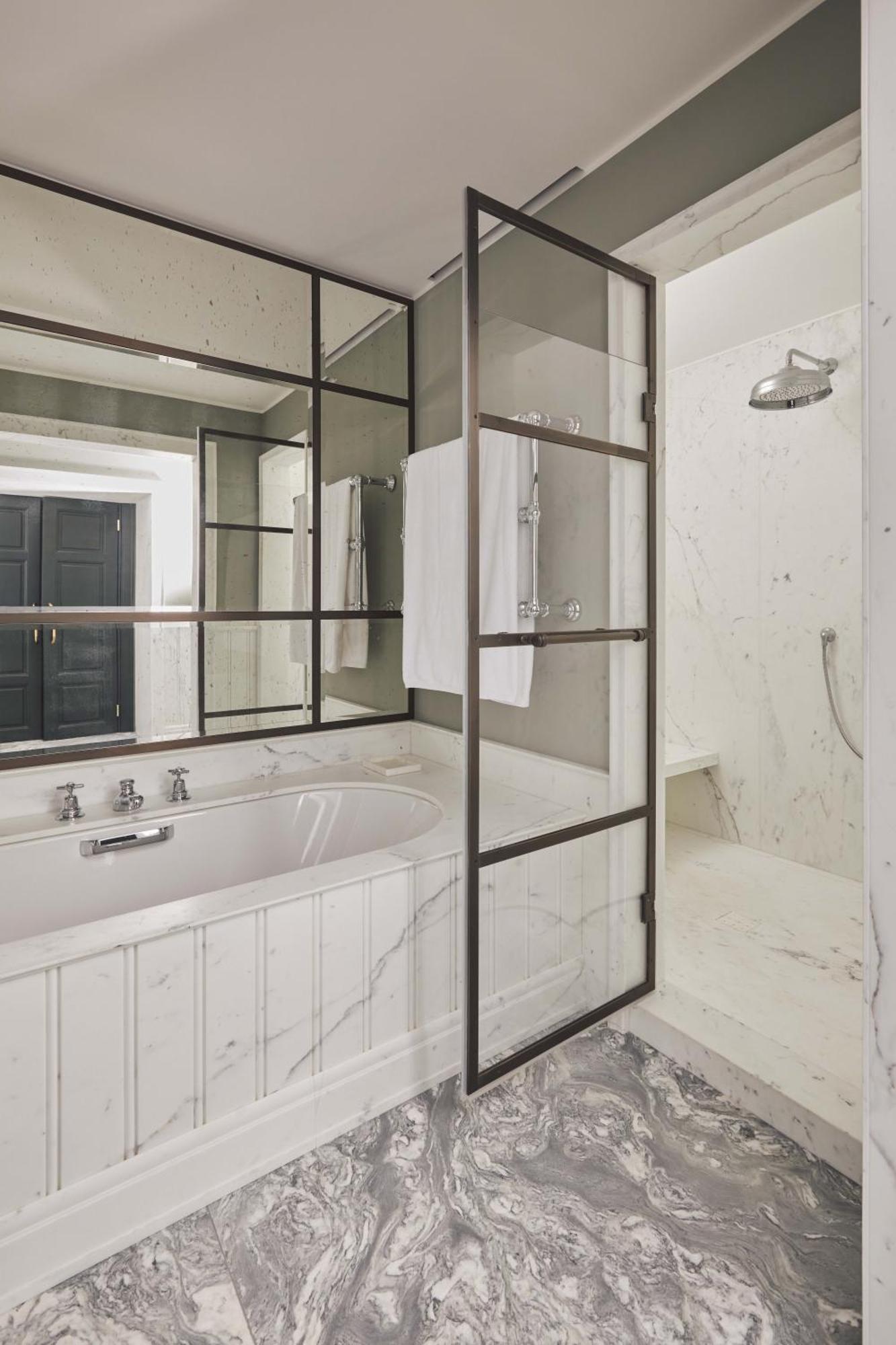 Premium Junior Suite