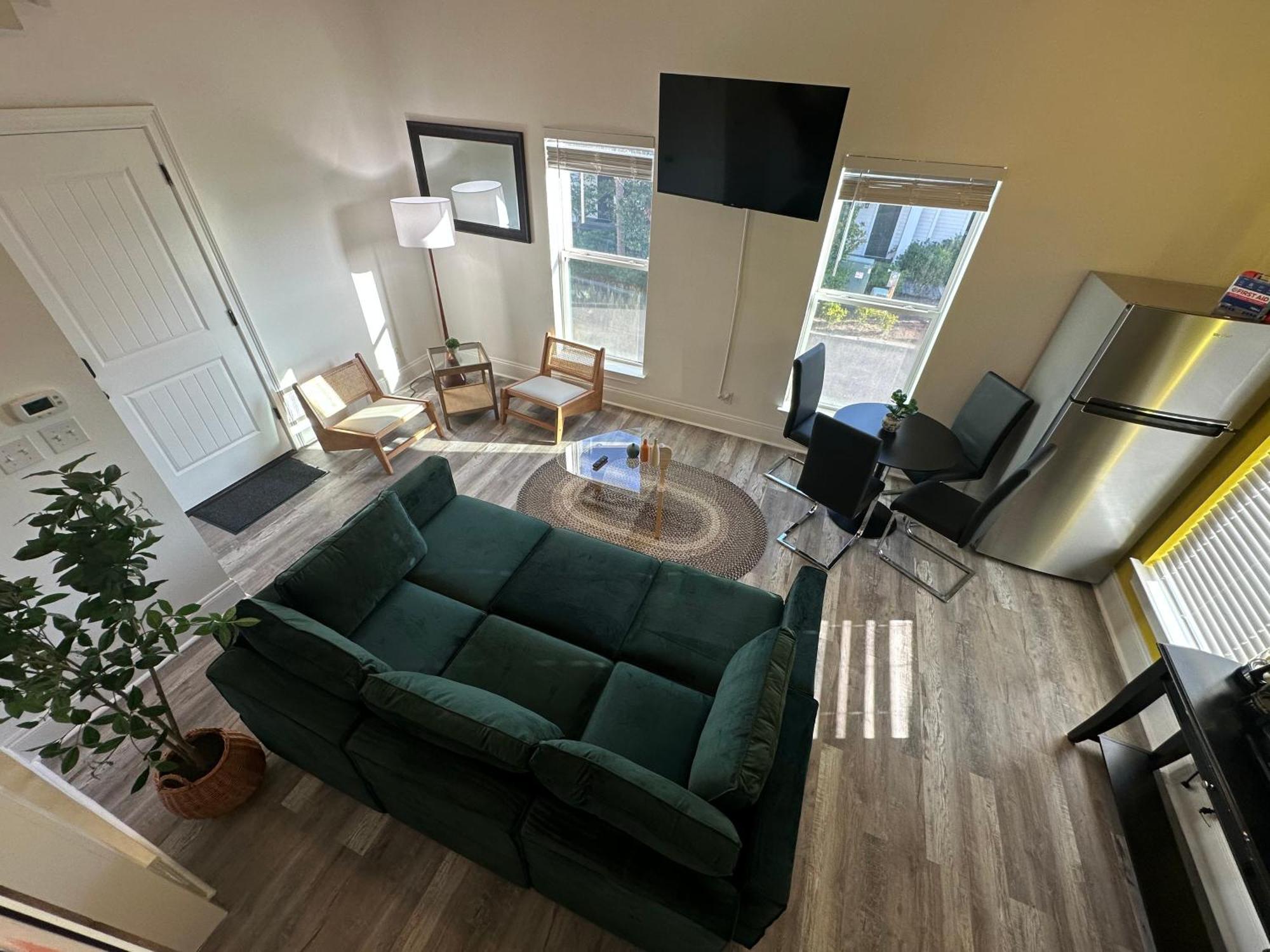 Deluxe Family Suite