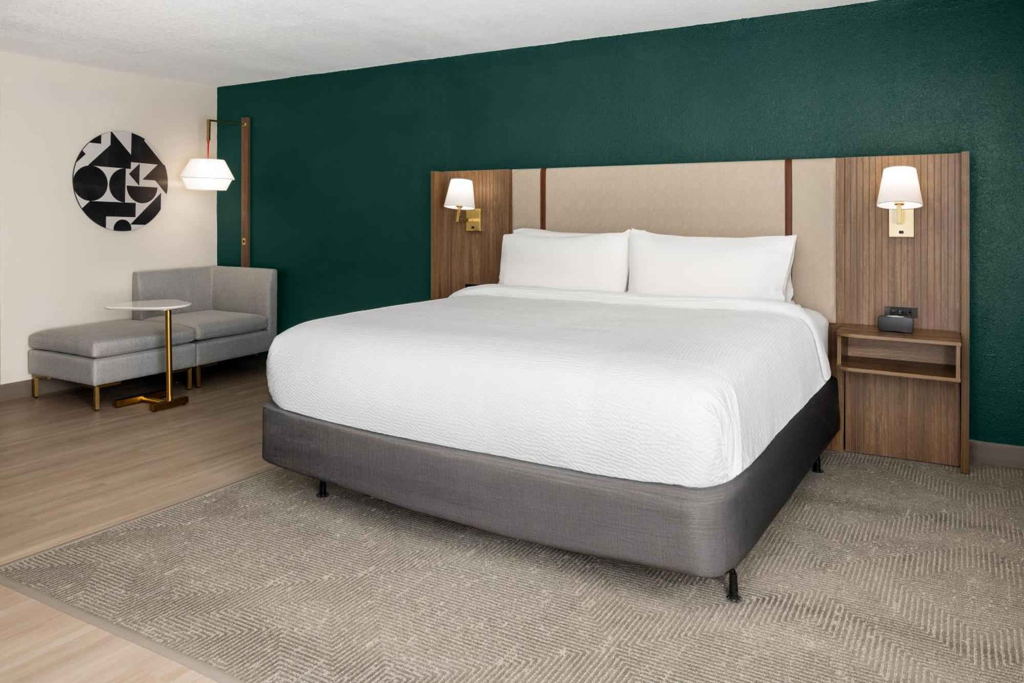 Premium King Room