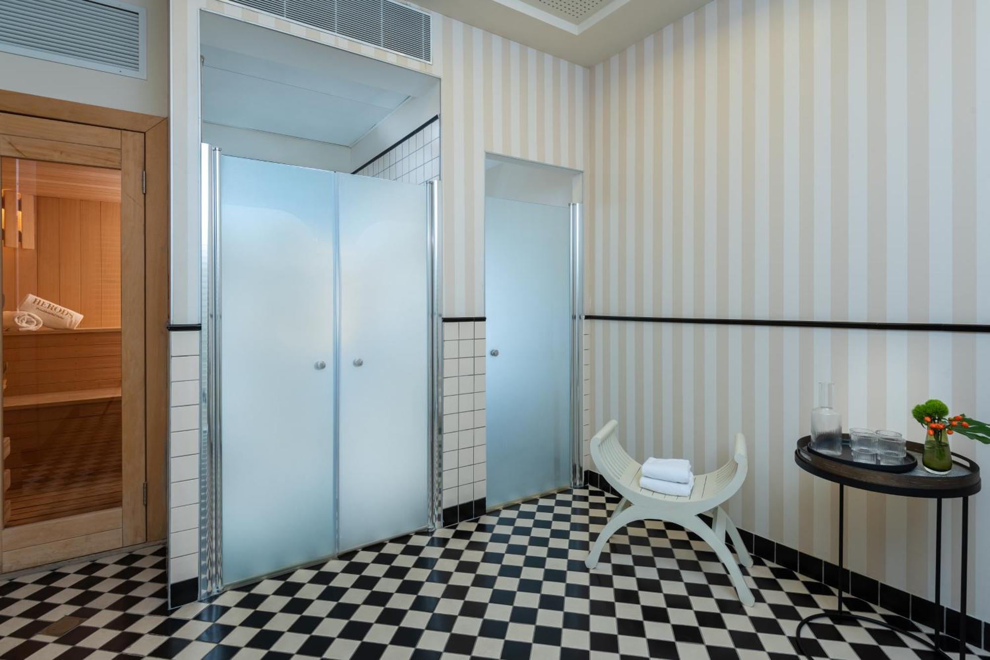 Presidential Suite,1681723671:JPEG