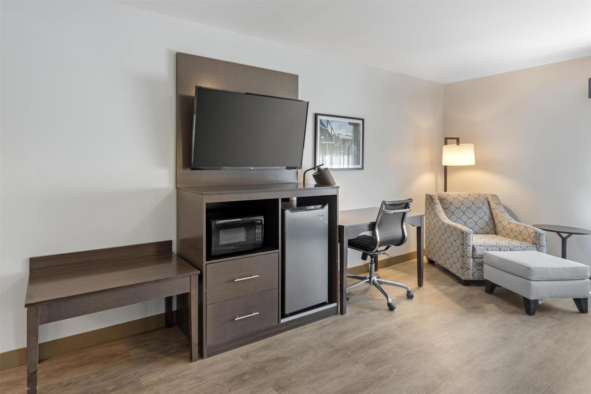 Queen Room with Two Queen Beds - Disability Access