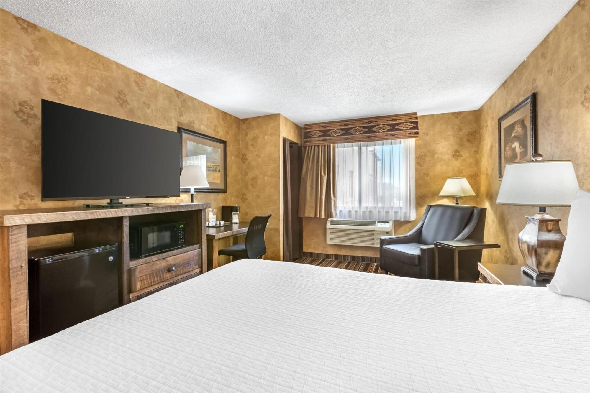 Queen Room - Non-Smoking,1685074491:JPEG