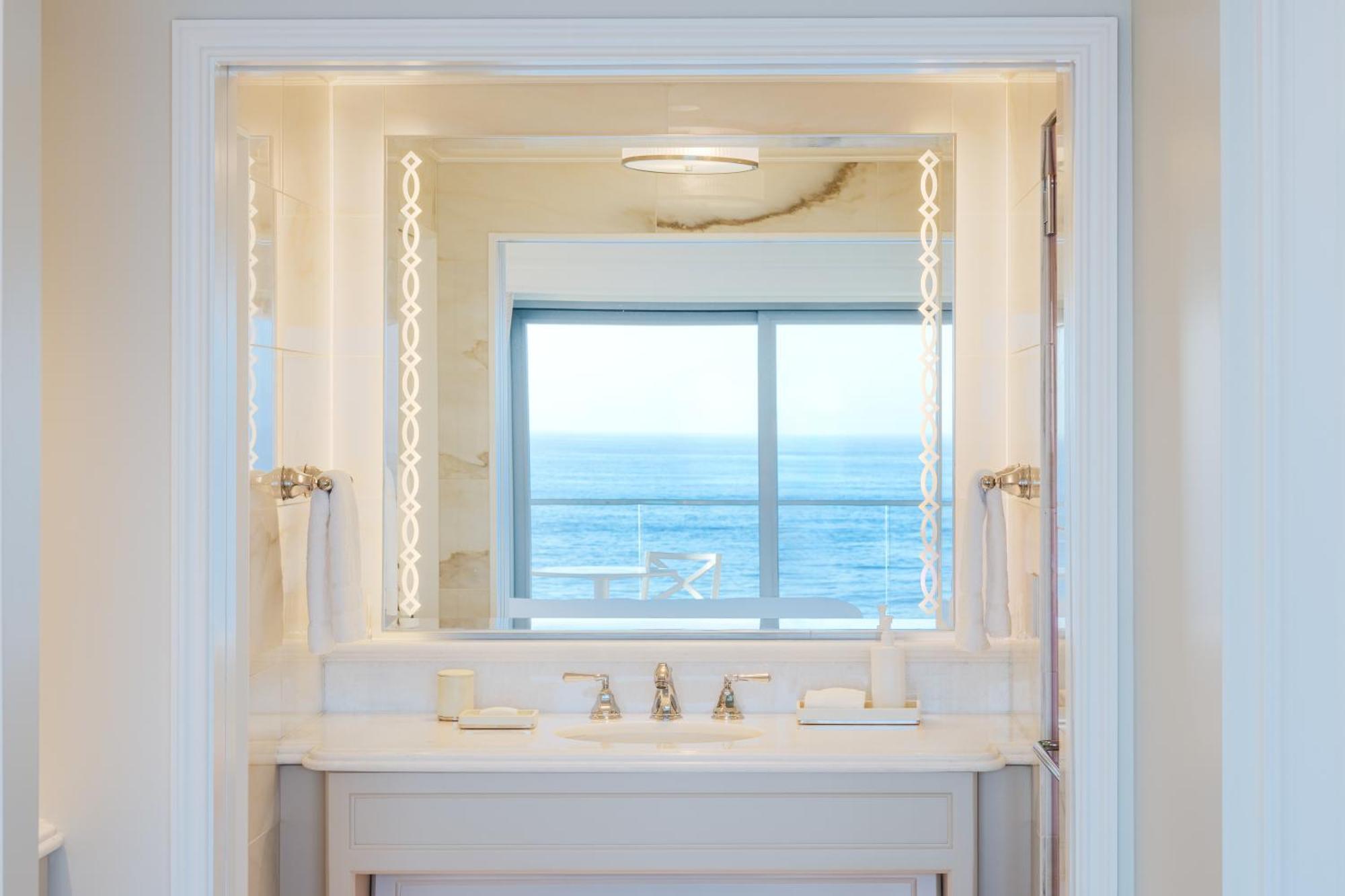 King Room with Pool View