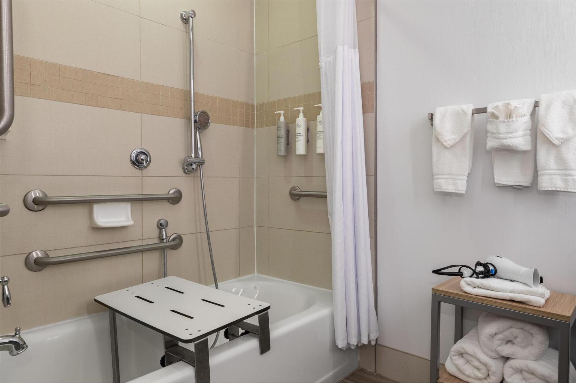 Queen Room with Two Queen Beds - Mobility and Hearing Access