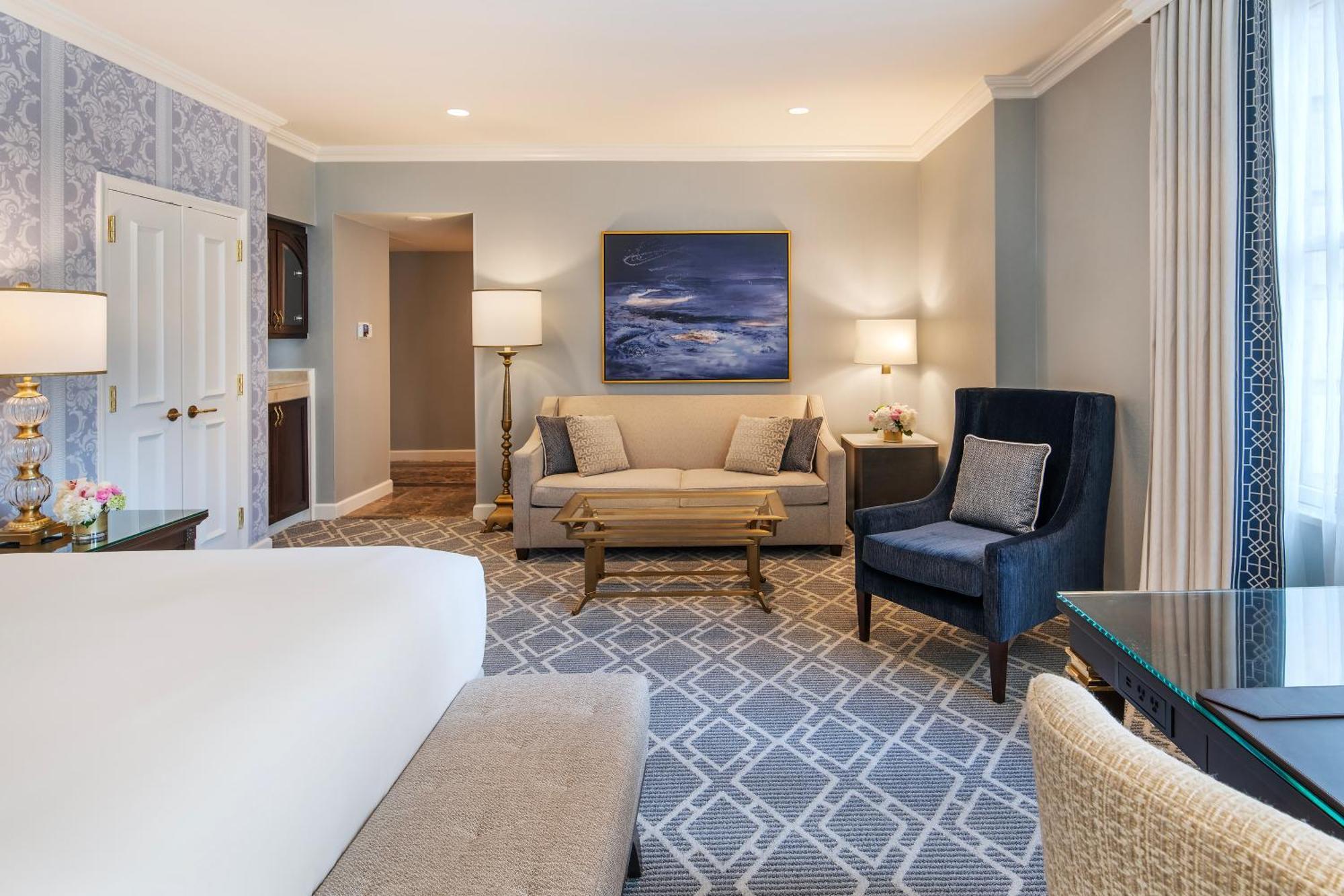 Junior King Suite with View