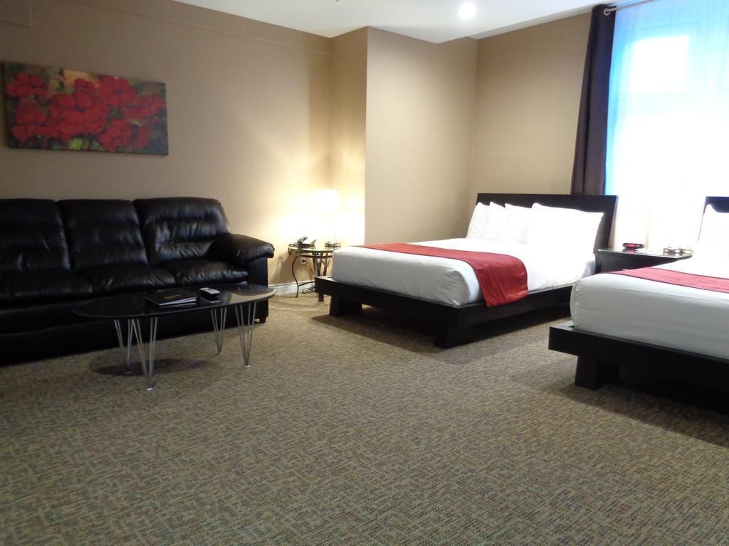 Queen Room with Two Queen Beds