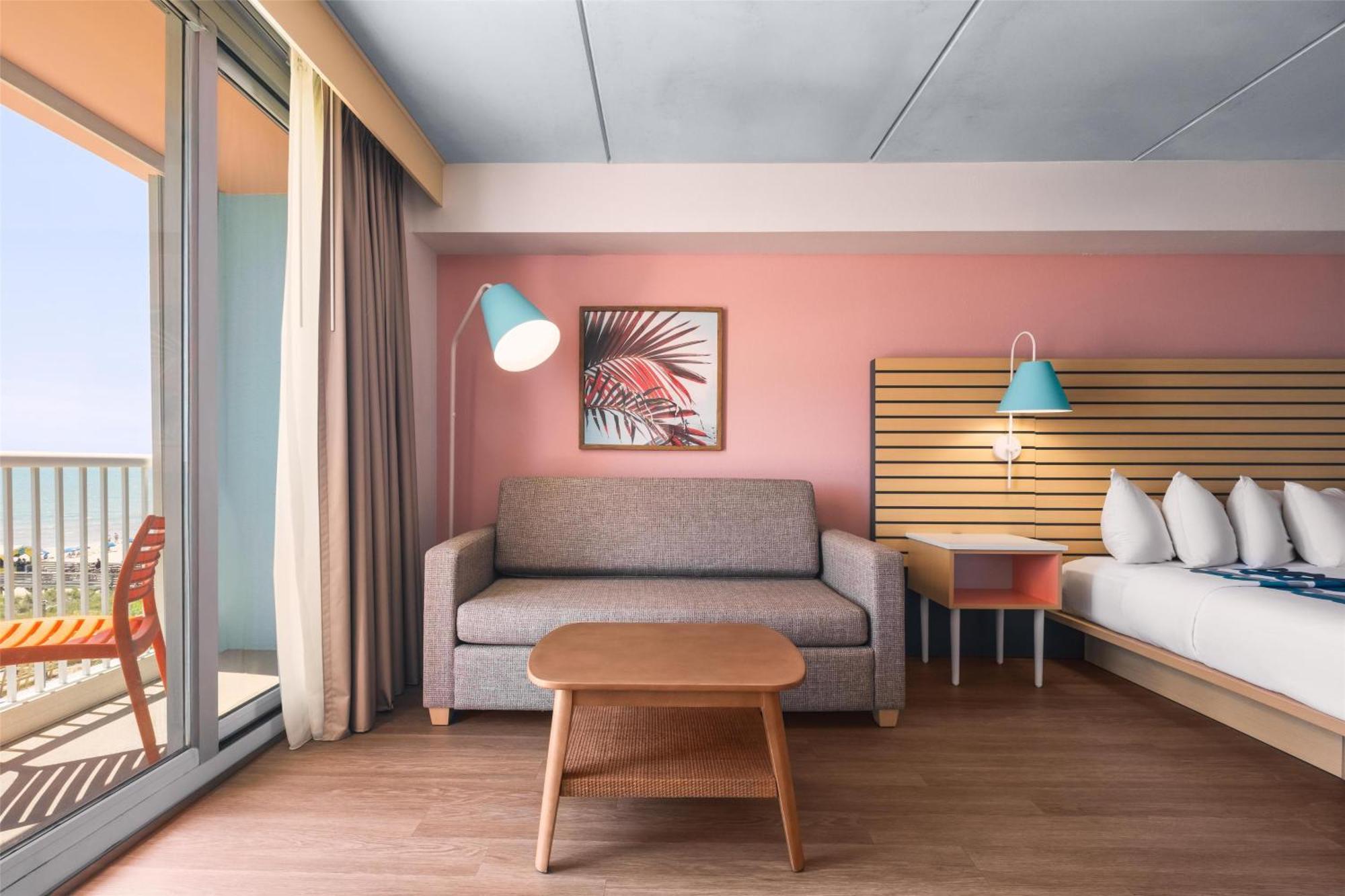 King Room with Oceanfront View,1694550763:JPEG