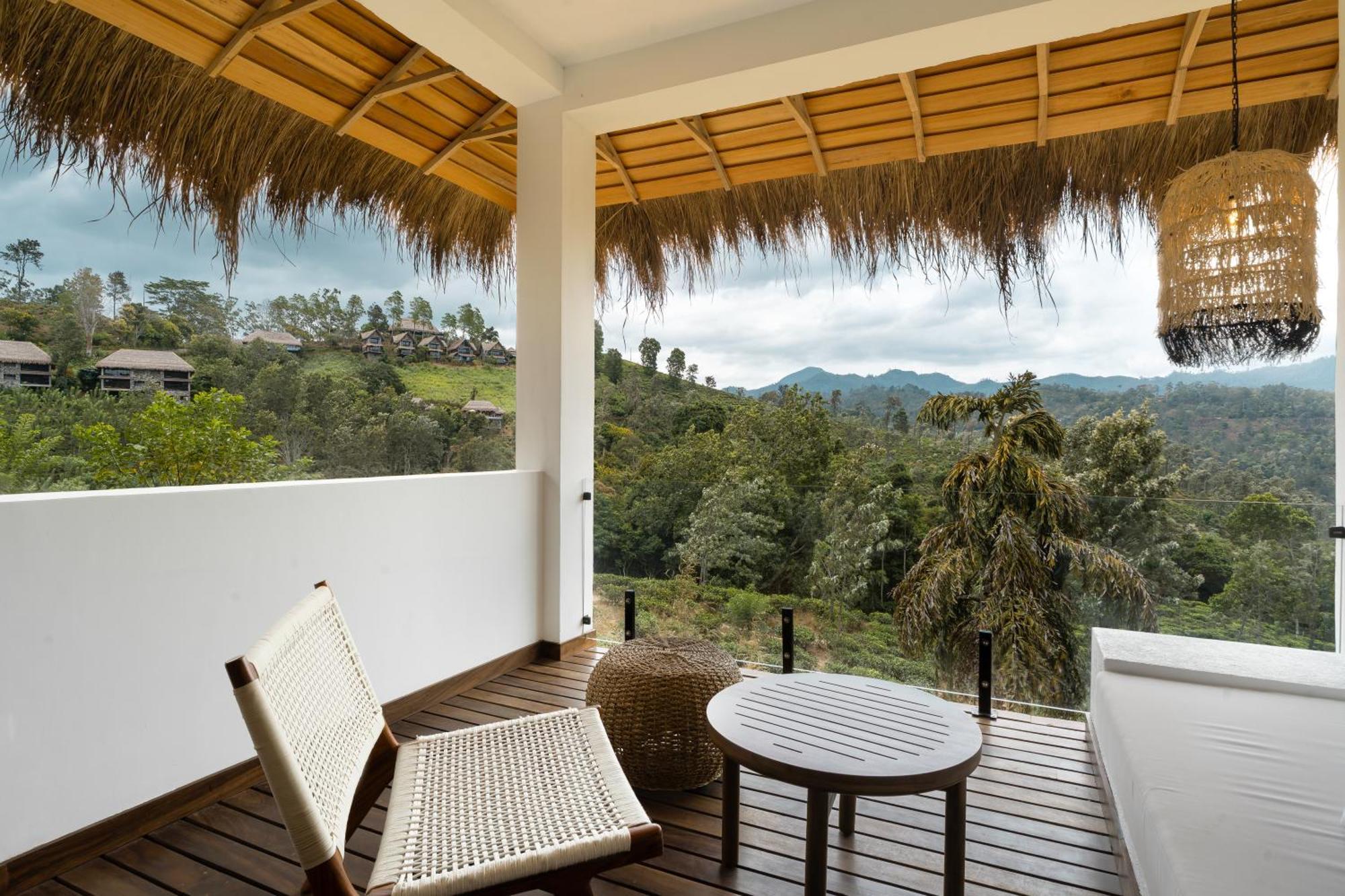 Two Bedroom Family Suite with Swing and Bathtub