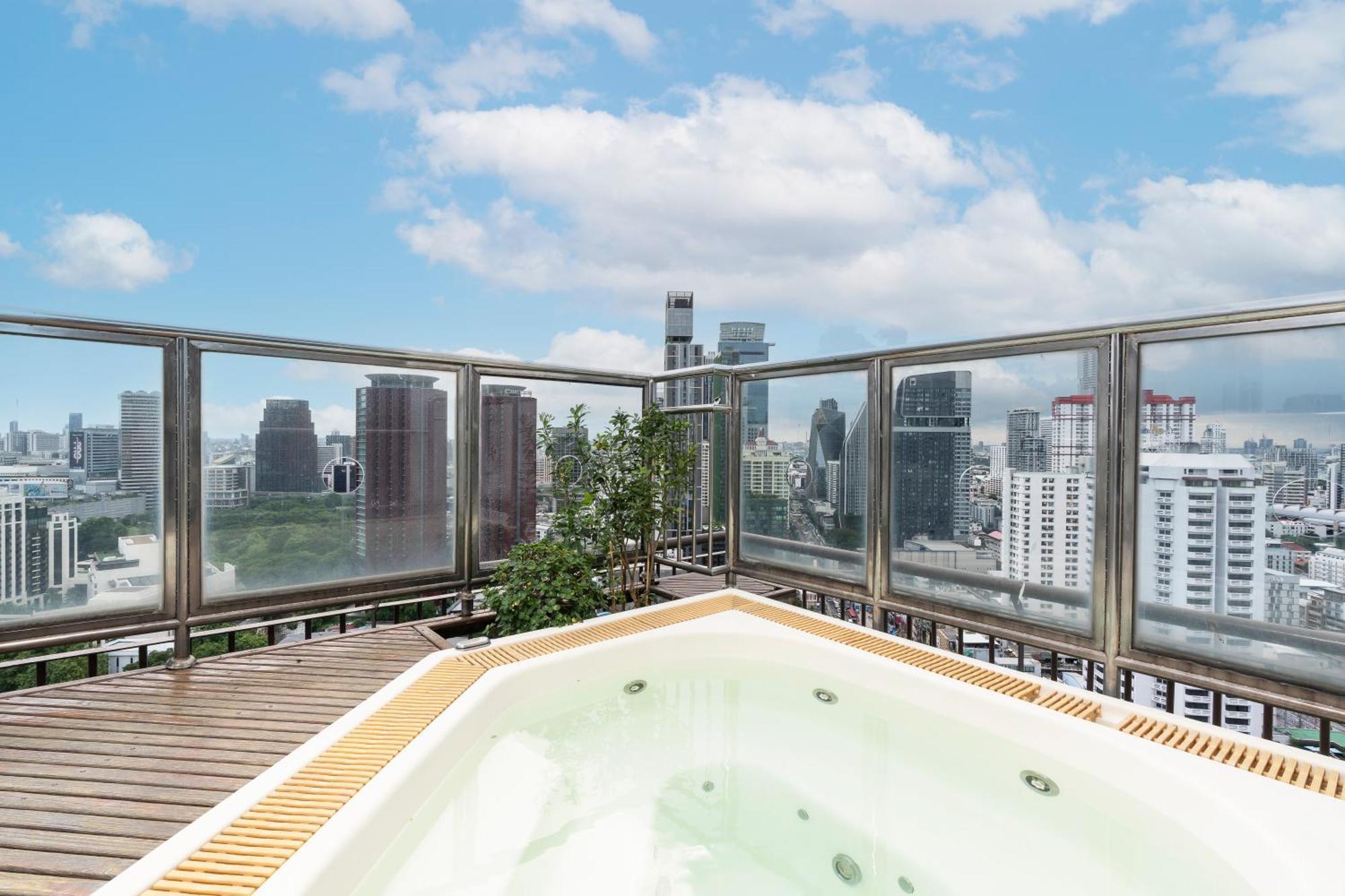 Penthouse Suite