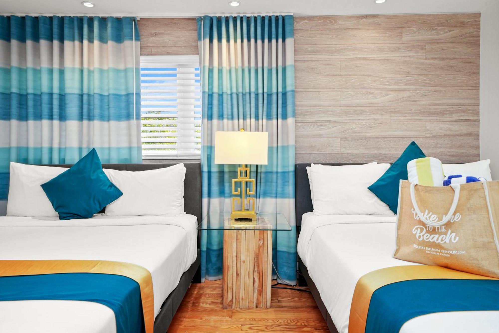 Standard Double Queen Room