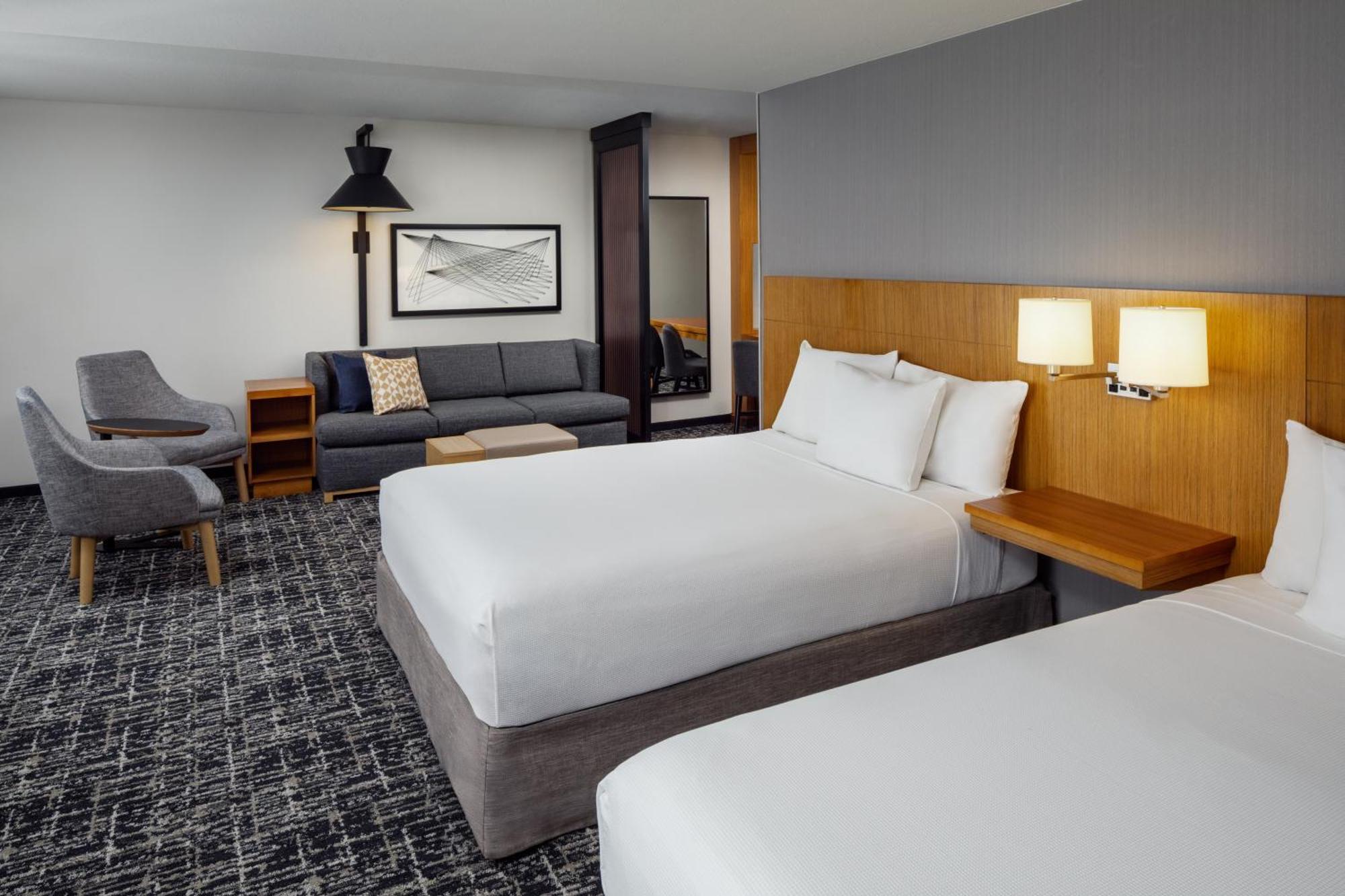 Queen Room with Two Queen Beds, Sofa Bed and Accessible Tub