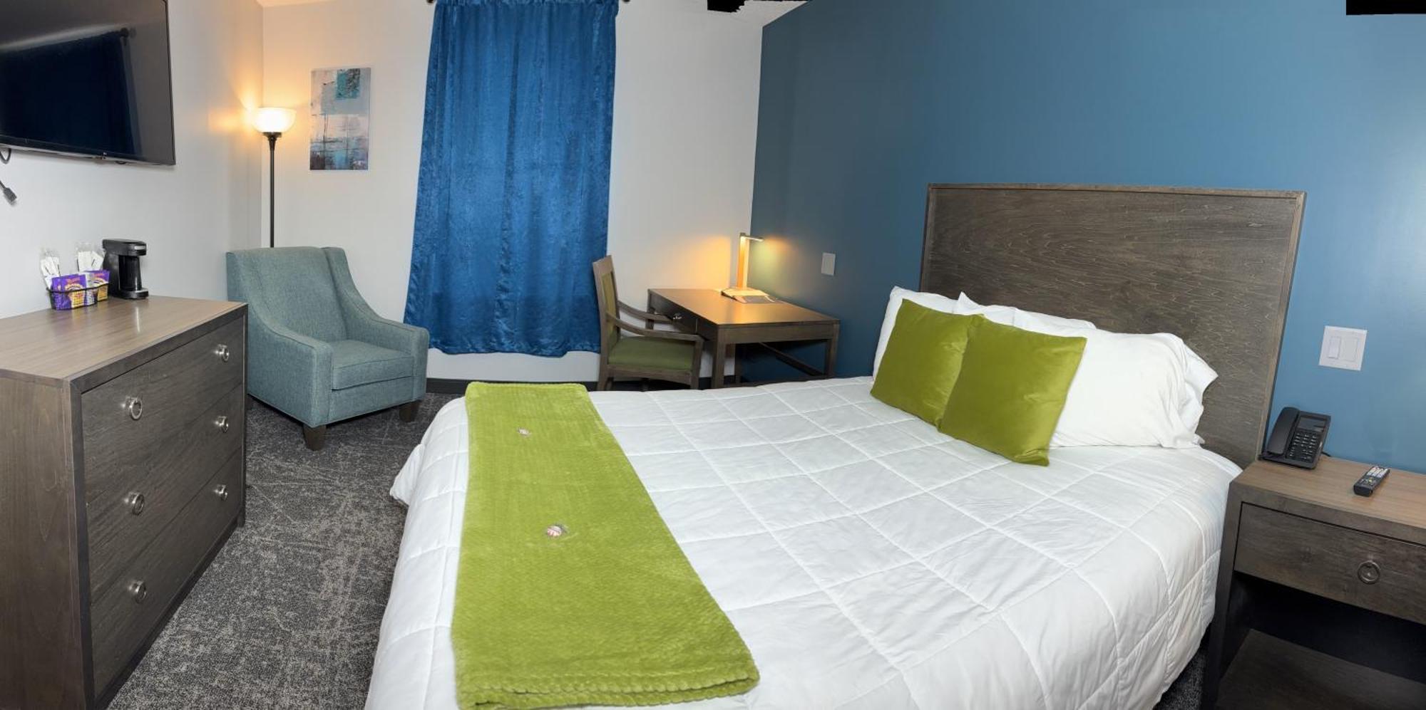 Small Single Room,1697383341:JPEG