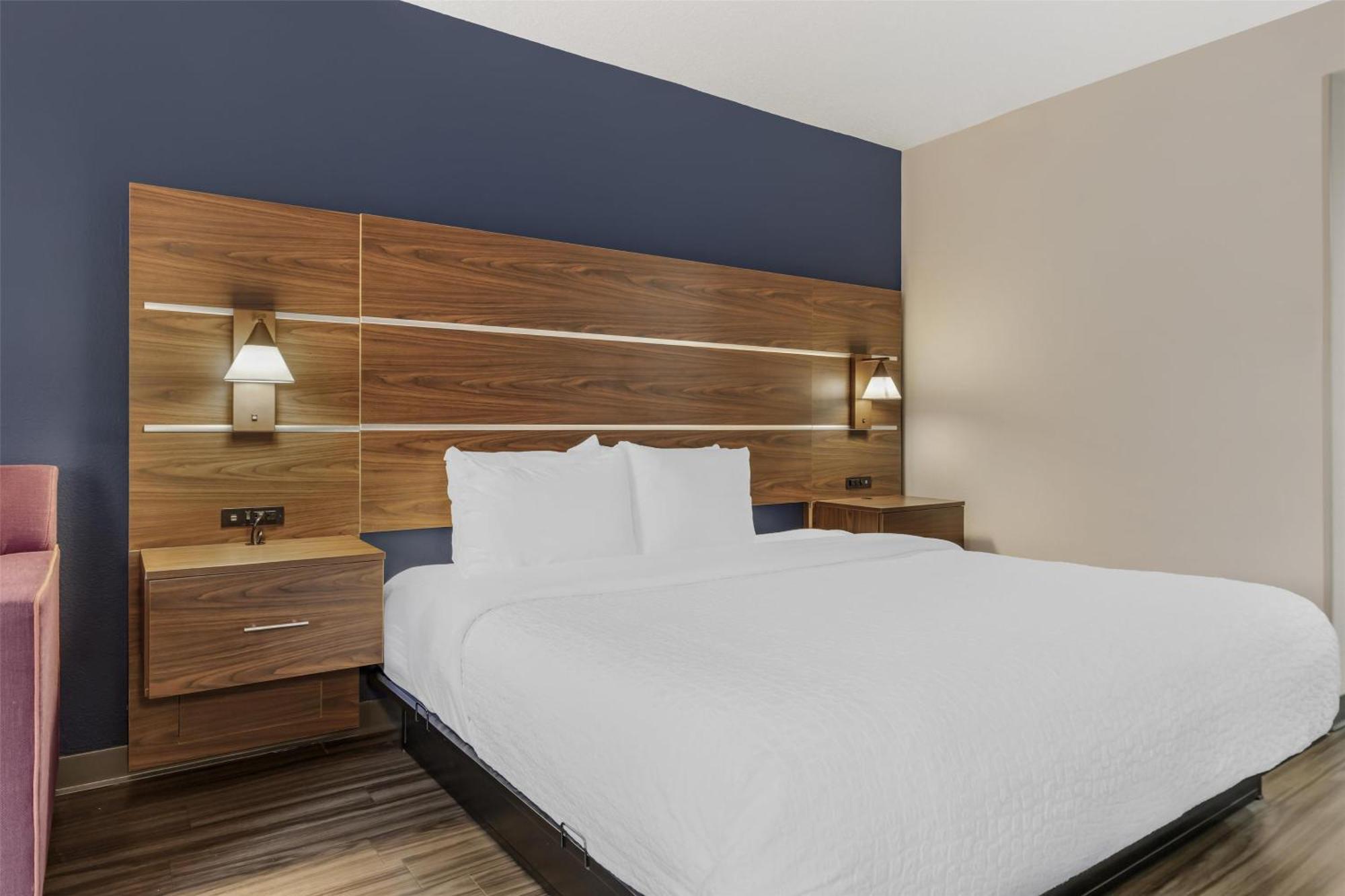 King Room with Sofa Bed