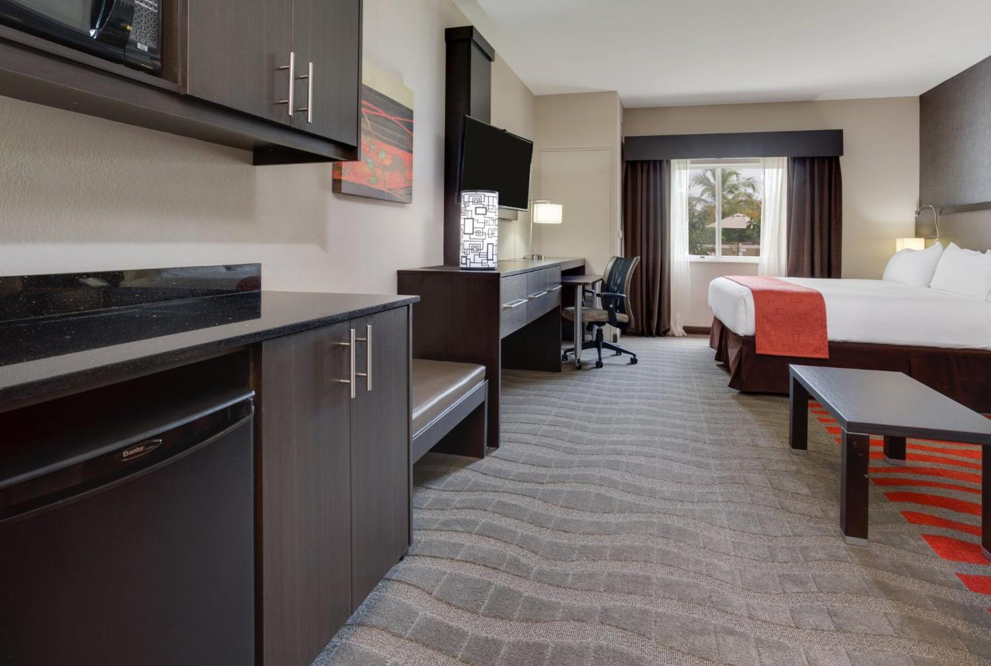 Standard King Room