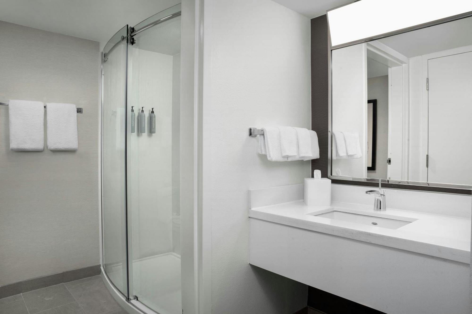 King Room with Sofa Bed,1697880268:JPEG