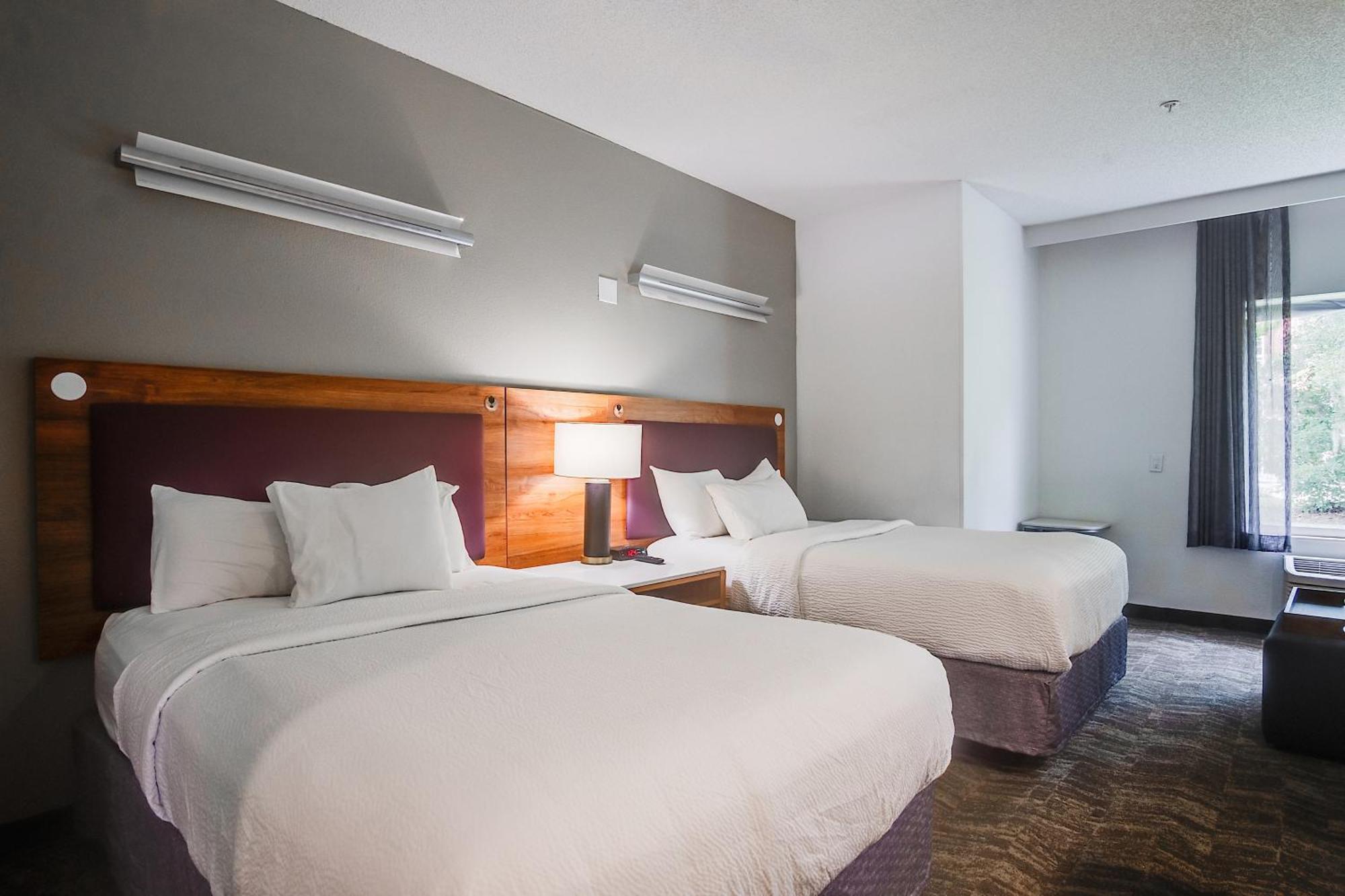 Accessible Suite with Two Queen Beds