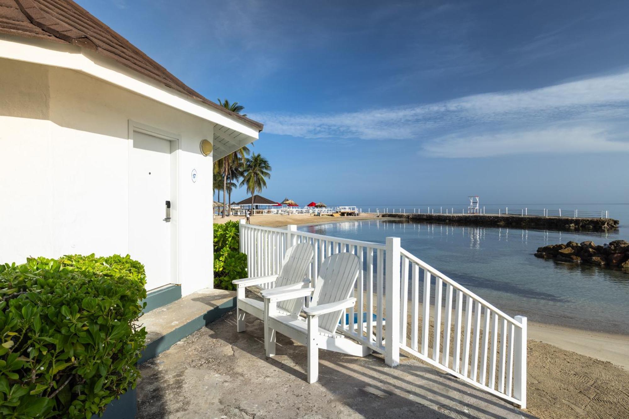 Ocean Front Family Cottage