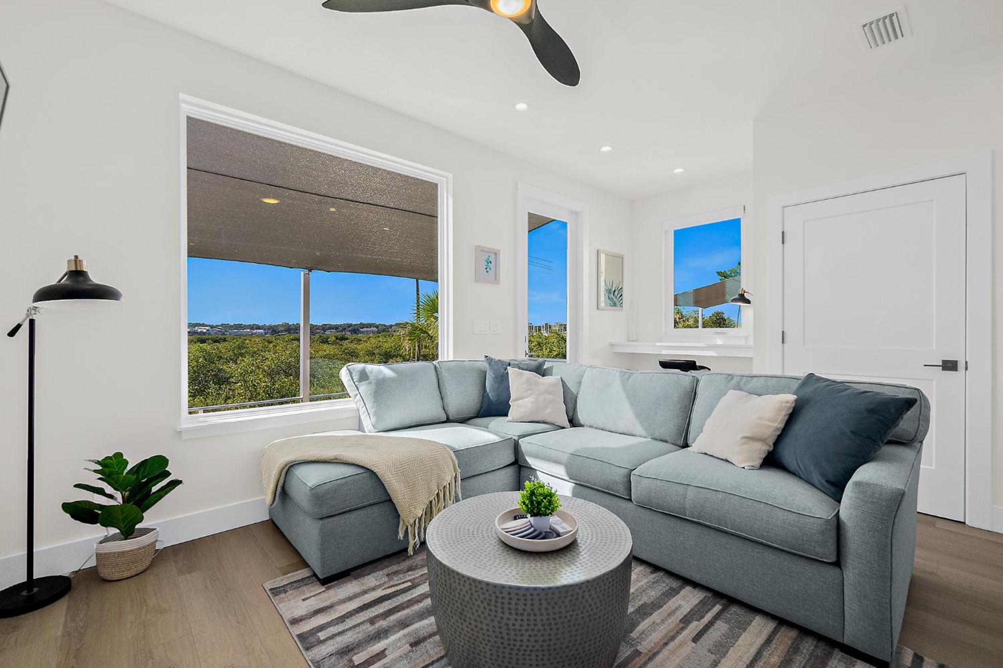 Apartment with View and Balcony