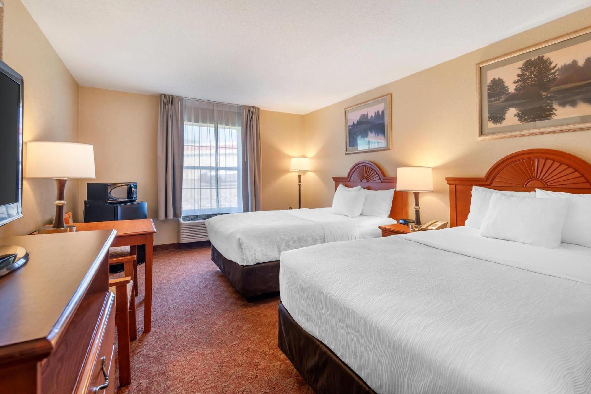 Double Room with Two Double Beds - Non-Smoking