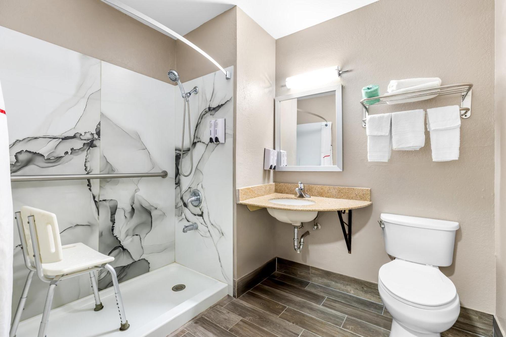 Deluxe Room with One Queen Bed Disability Access Non-Smoking