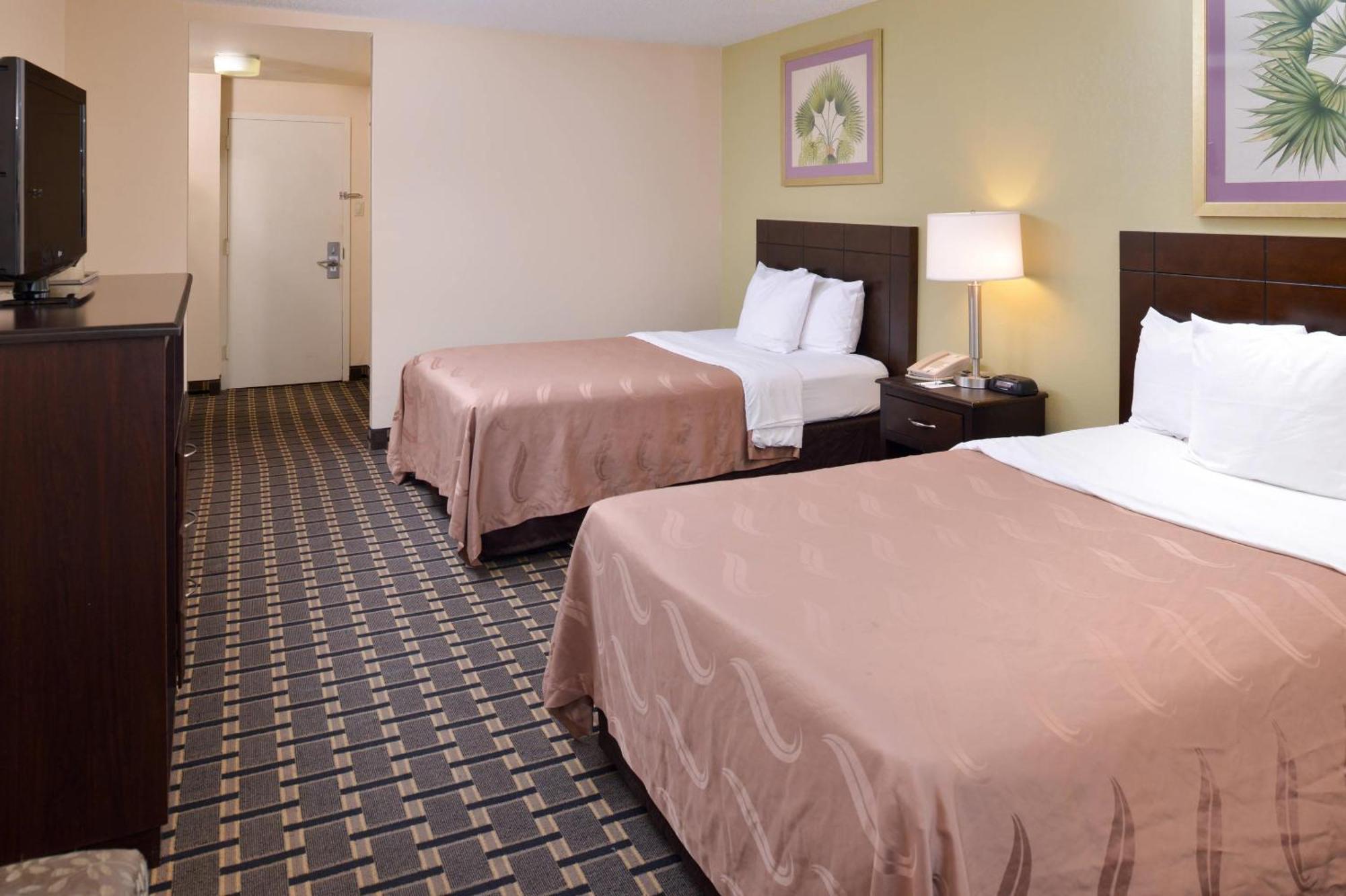 Standard Room, 2 Double Beds, Non Smoking