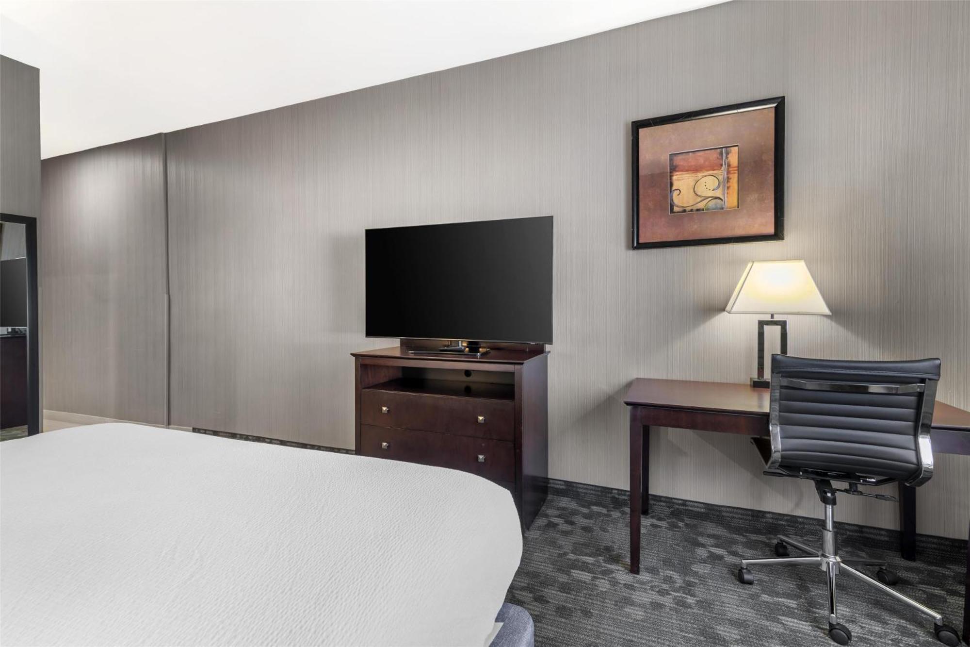 King Room - Non-Smoking