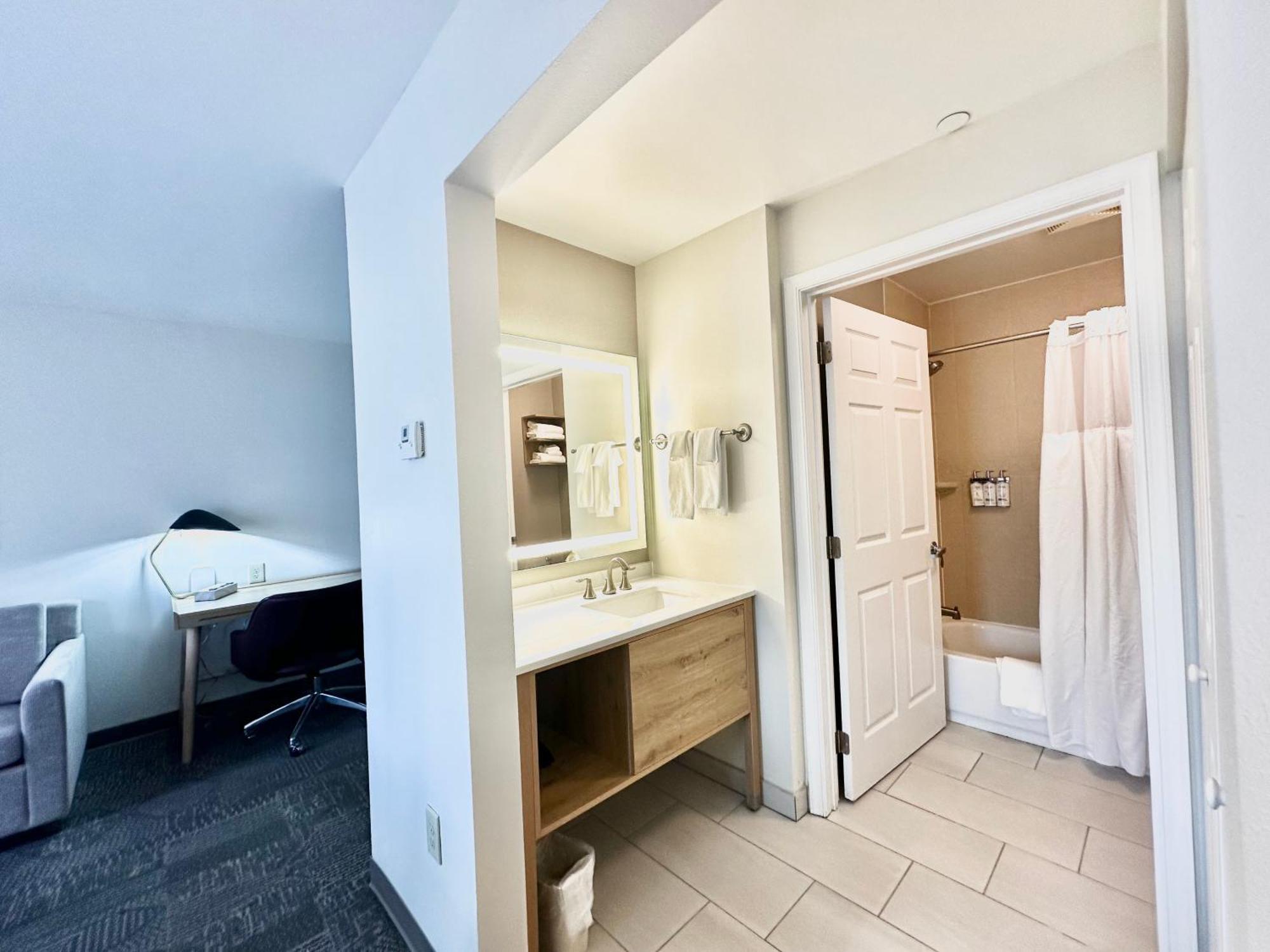 Queen Studio Suite