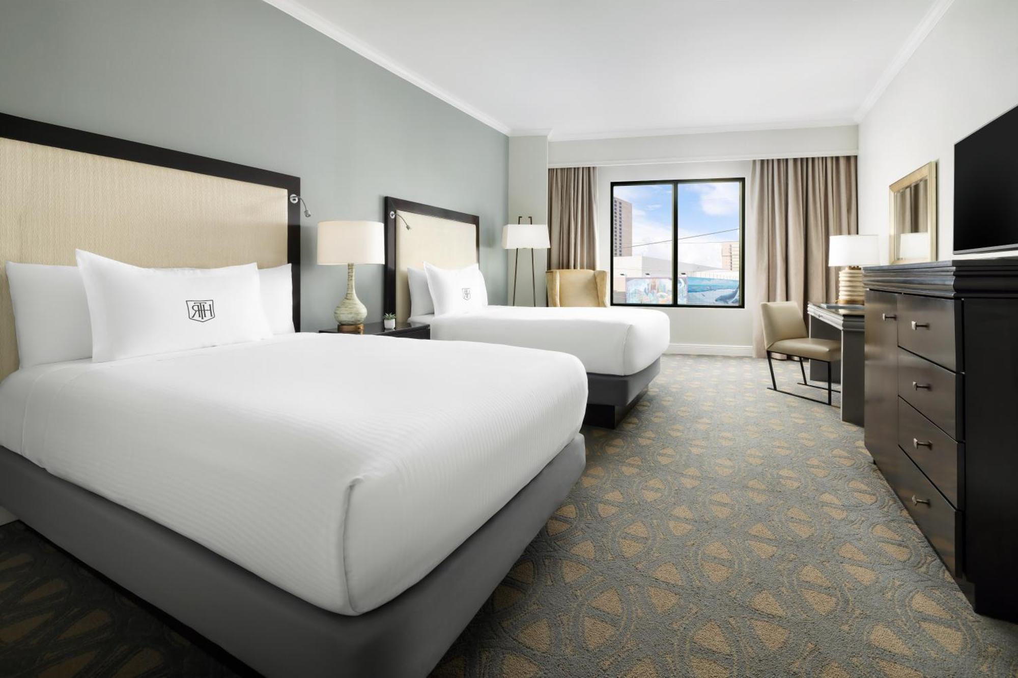 Deluxe Room 2 Double Beds,1705563691:JPEG