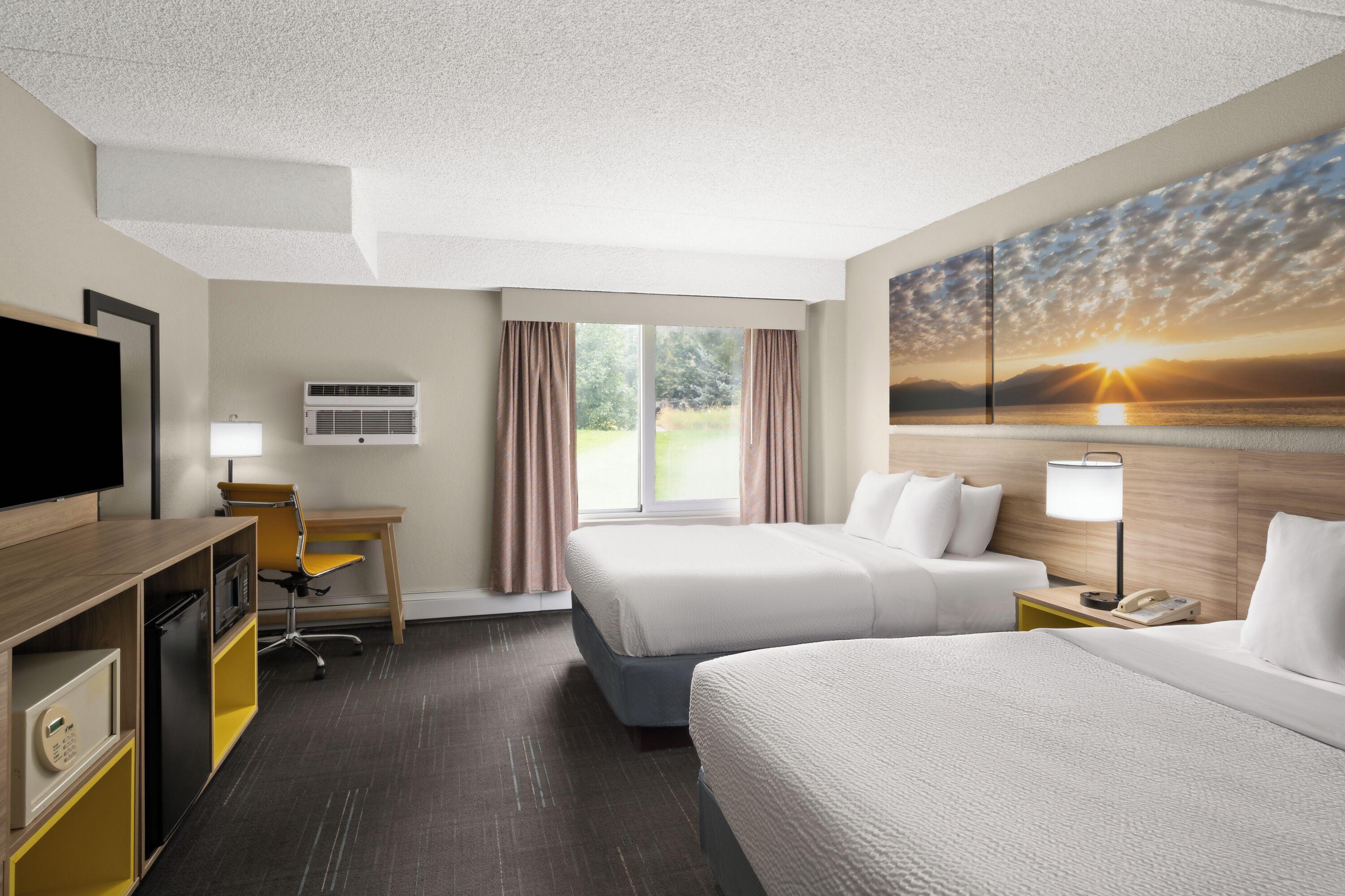 Queen Room with Two Queen Beds - Non-Smoking