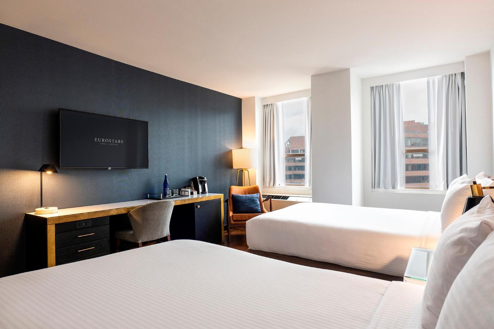 Double Studio,1706780329:JPEG