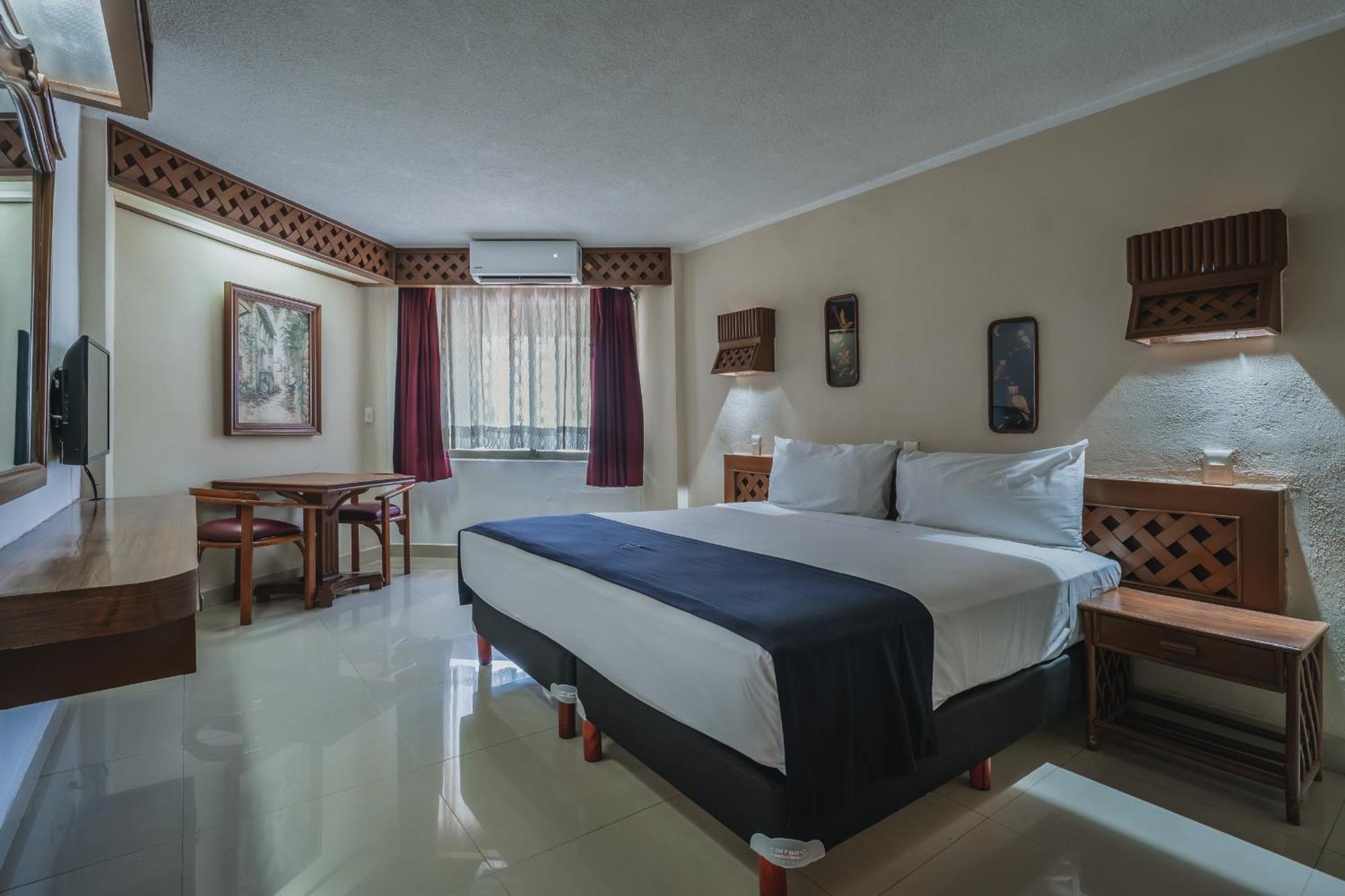 Standard King Room