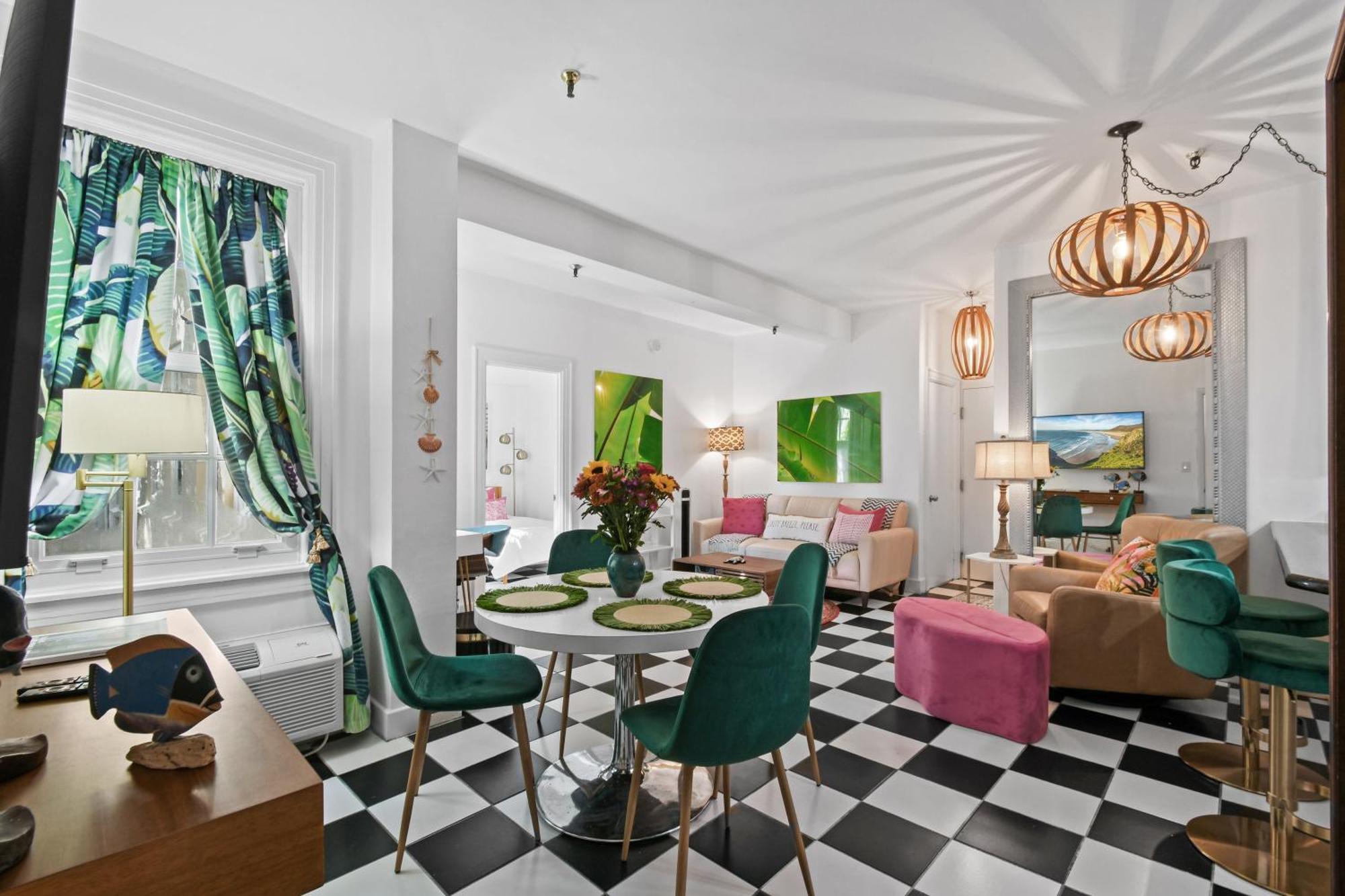 Deluxe Two-Bedroom Apartment with Garden View