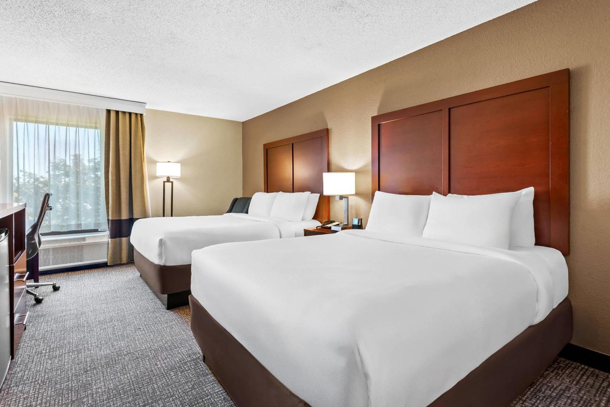 Queen Room with Two Queen Beds - Non-Smoking