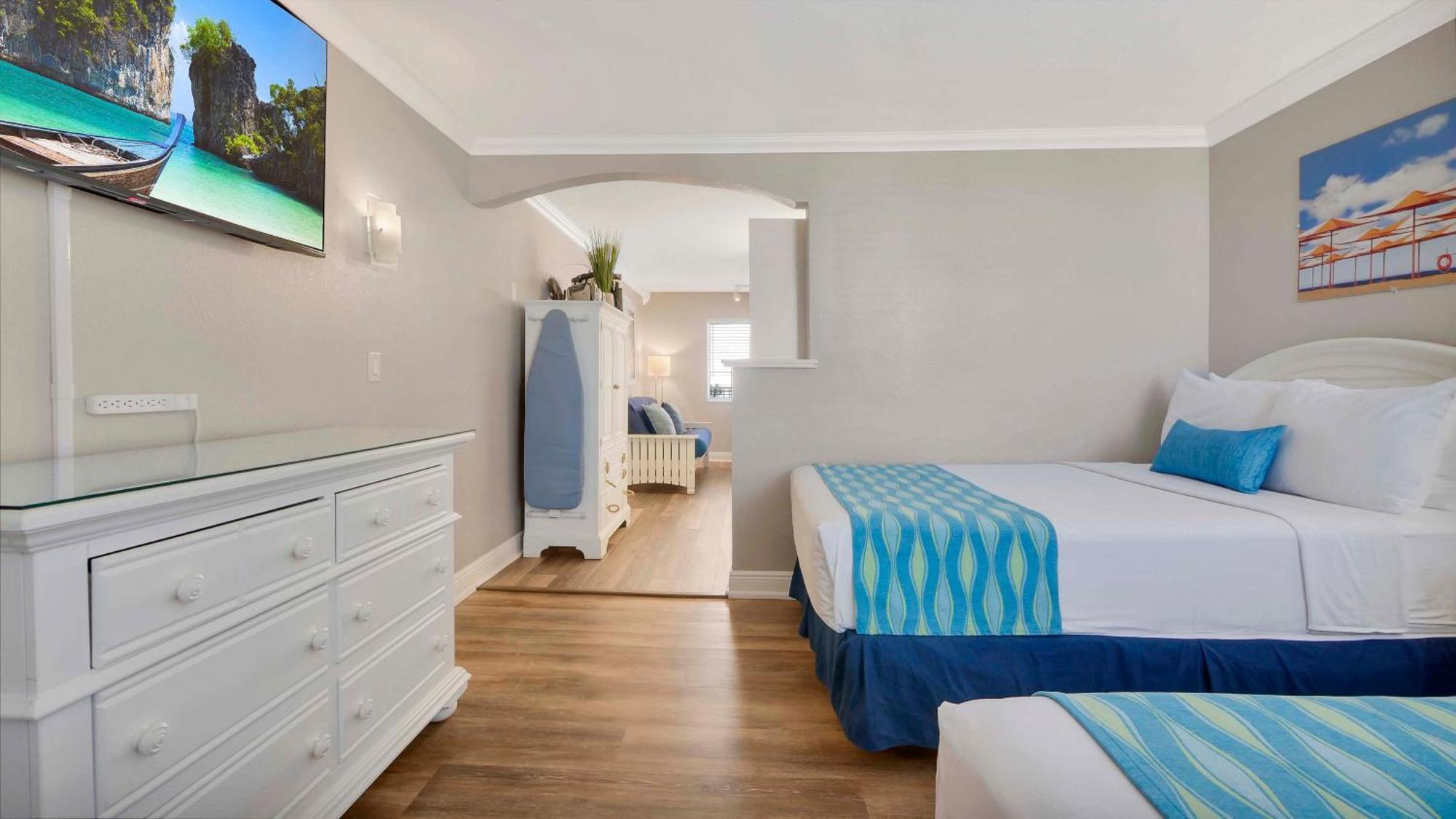 Double Suite with Pool View