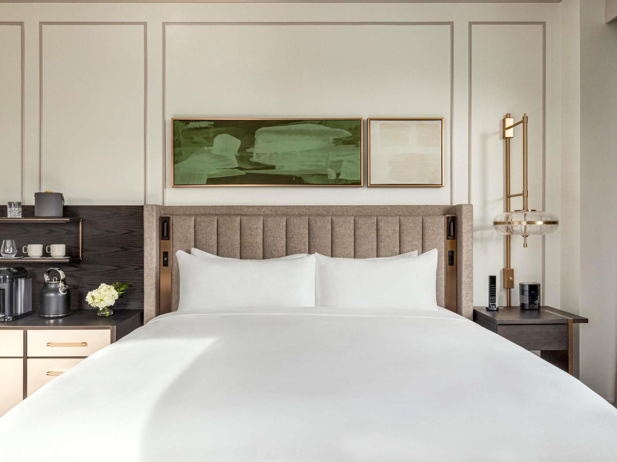 King Room,1717017841:JPEG