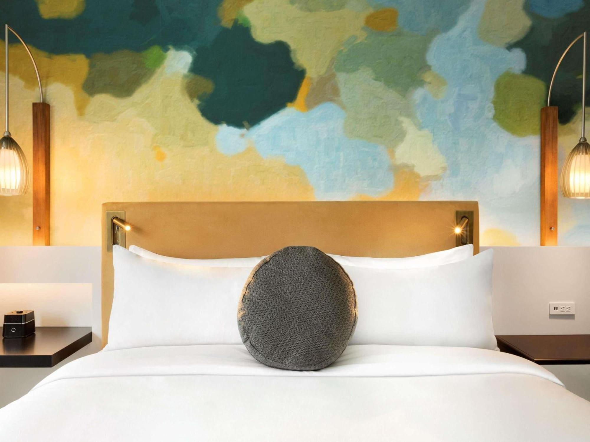 Fairmont View King Room,1717021316:JPEG