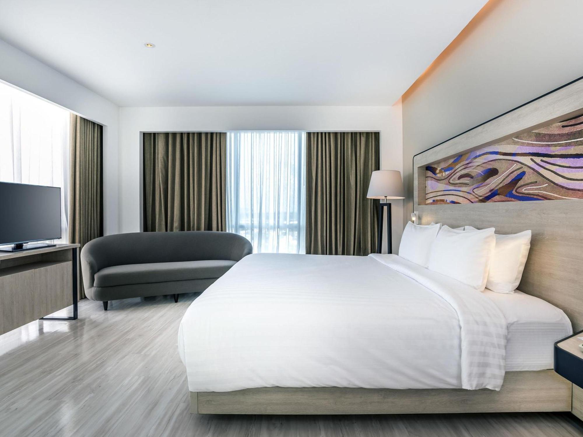 Executive Suite