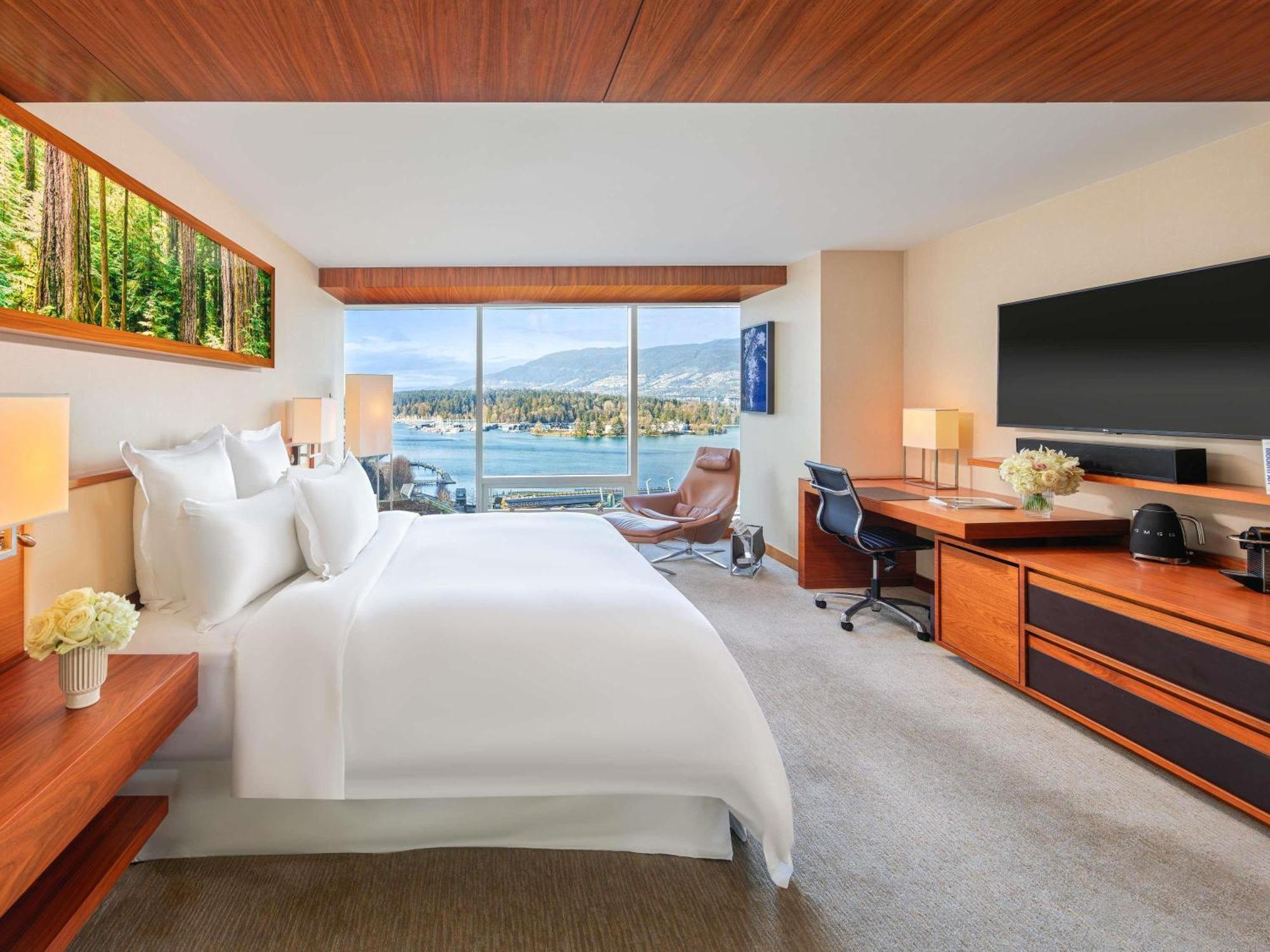 Fairmont King Room,1742669158:JPEG