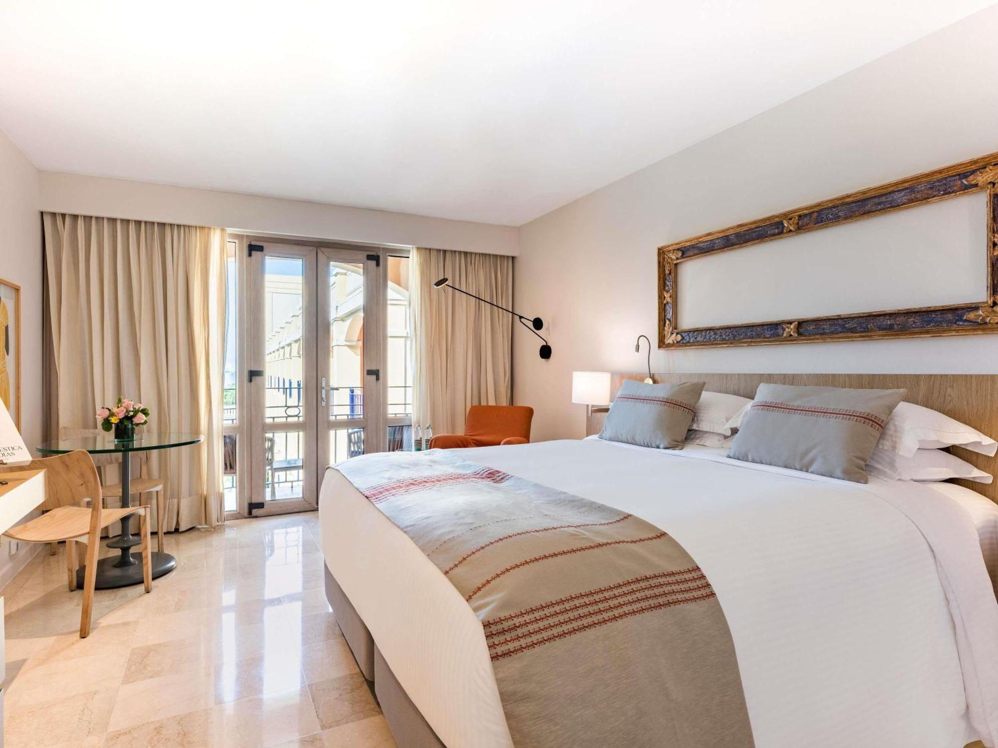 Superior King Room with Balcony or Terrace - Pool or Garden View,1717040661:JPEG