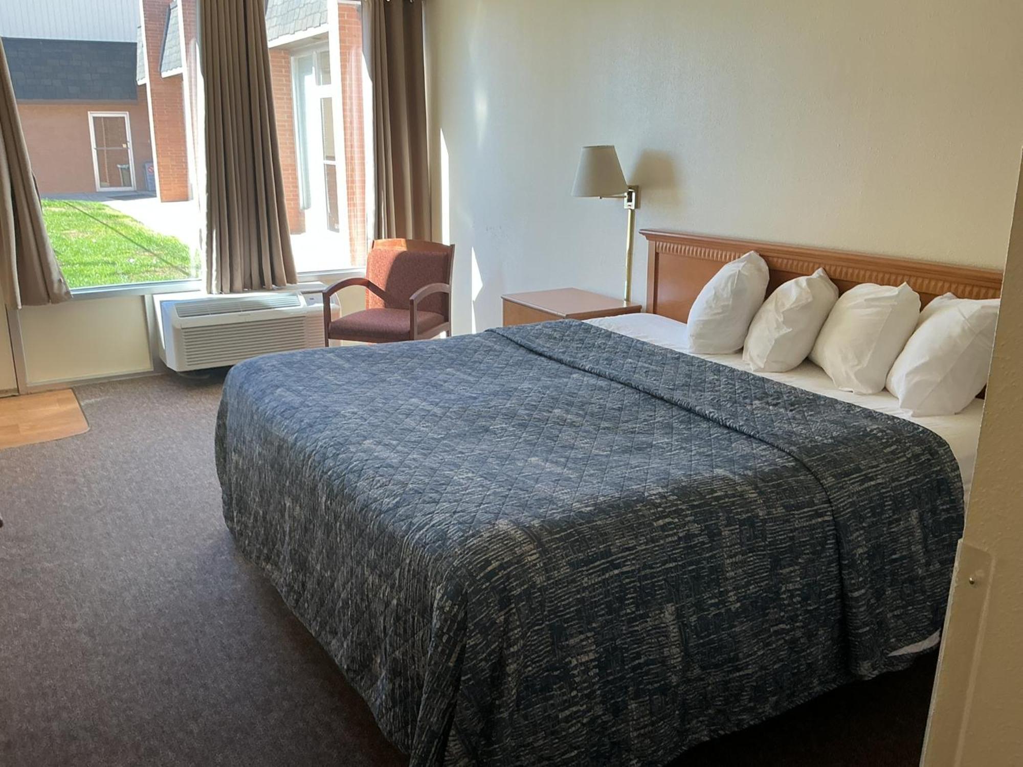 King Room,1717106070:JPEG