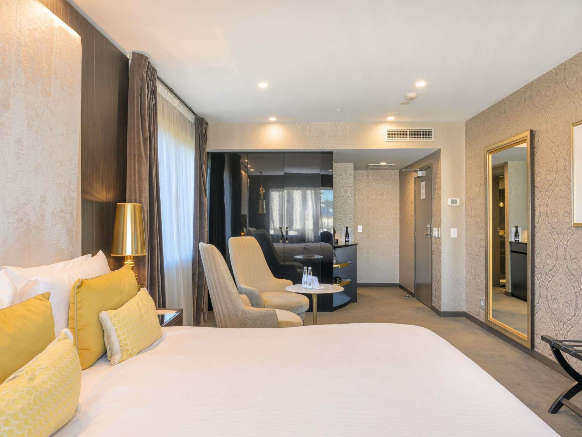 Luxury King Room with Club Access,1717115330:JPEG